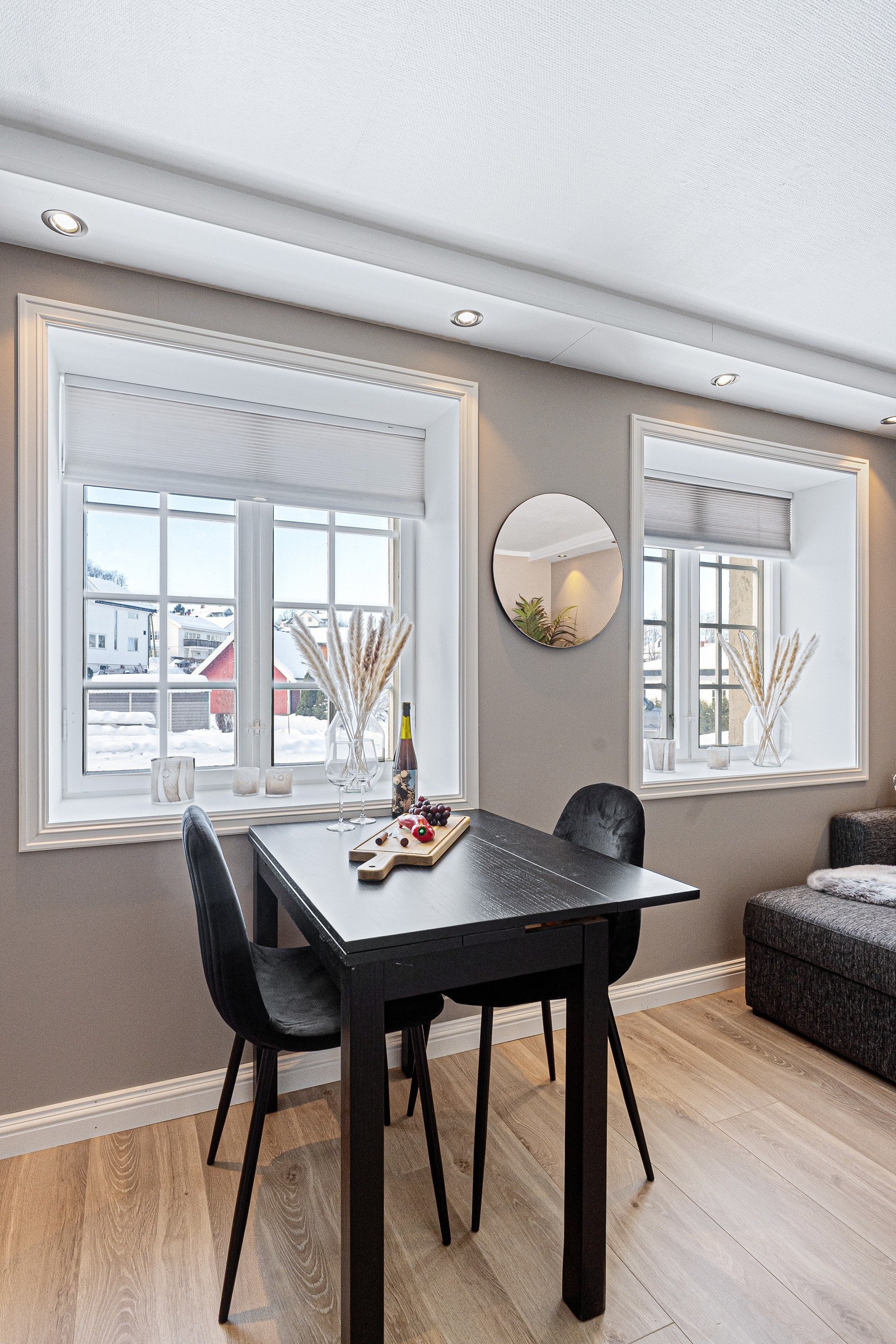 Her er det god plass til spisebord Galleribilde