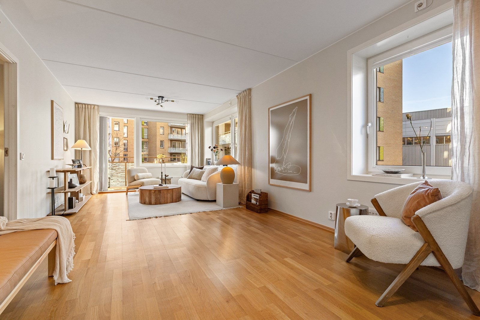 Leiligheten har parkett på gulv. Galleribilde