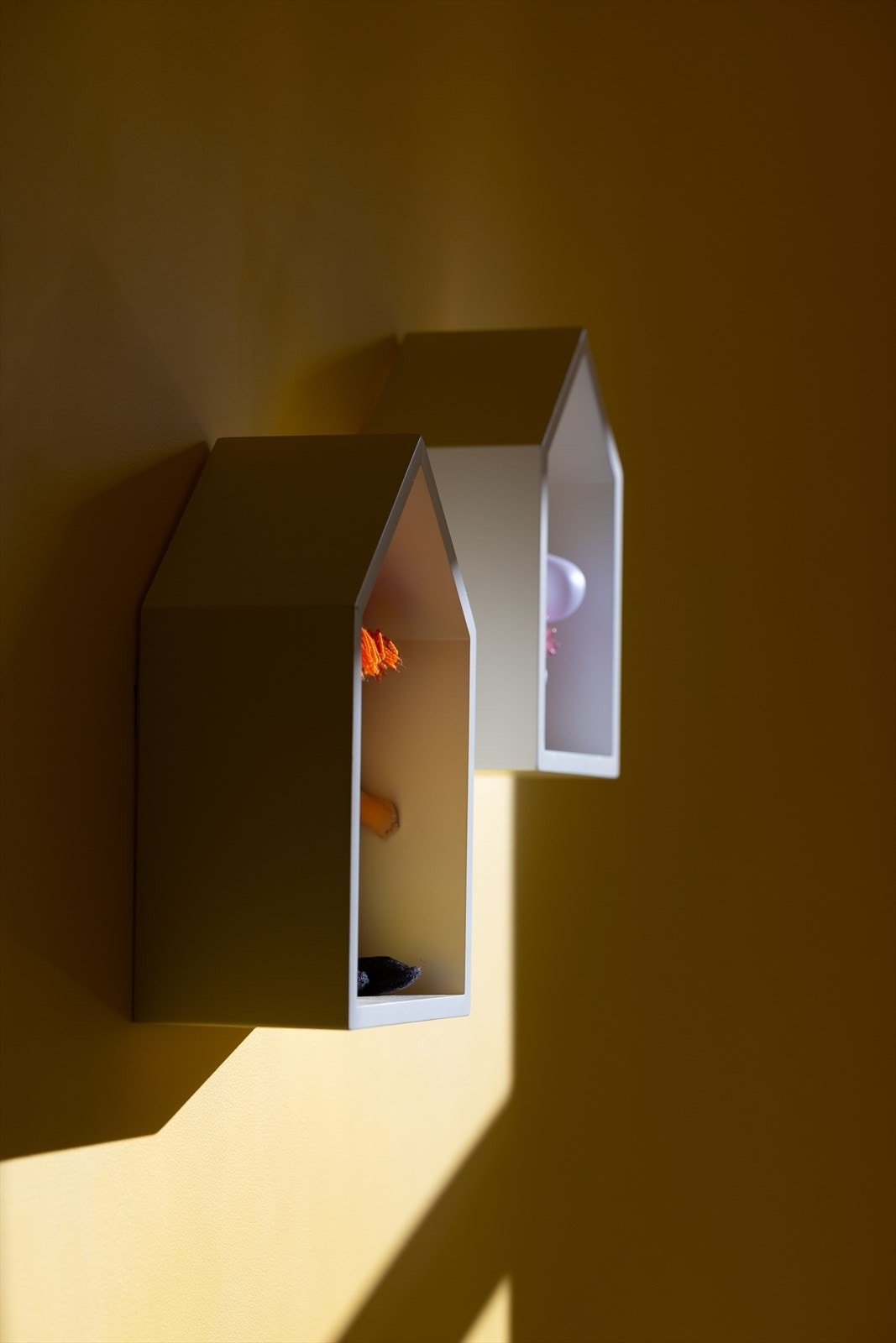 Leiligheten er malt i lune farger. Galleribilde