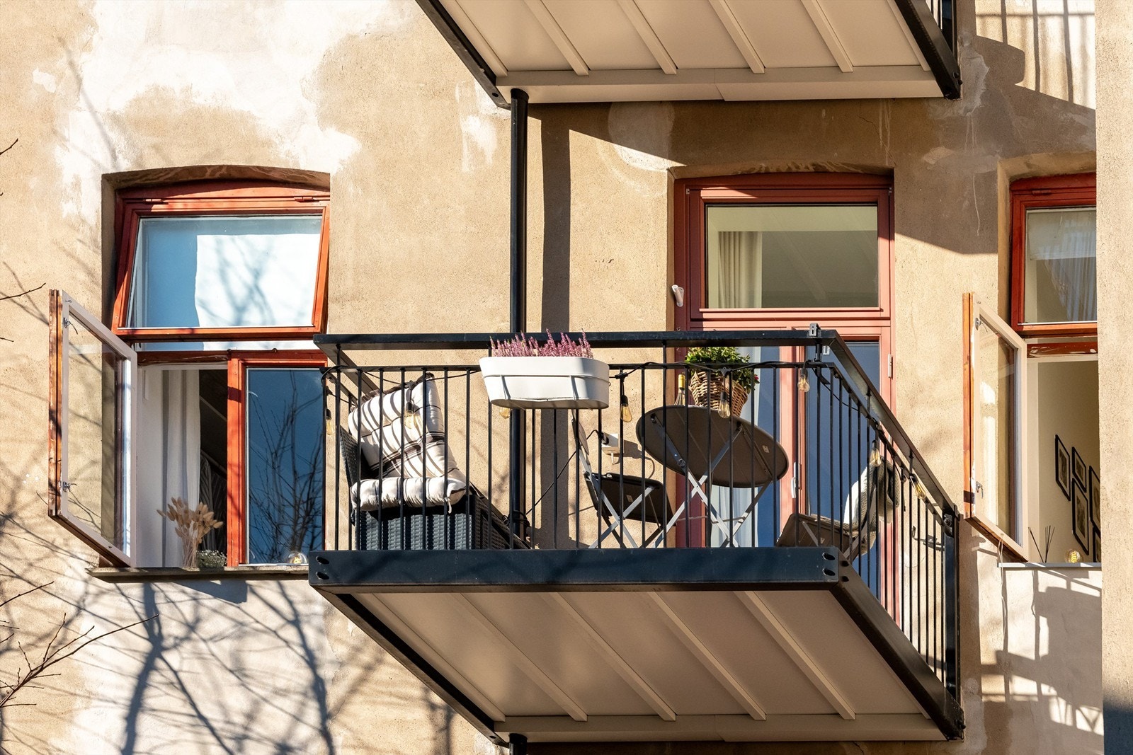 Gode lysforhold på balkongen. Galleribilde