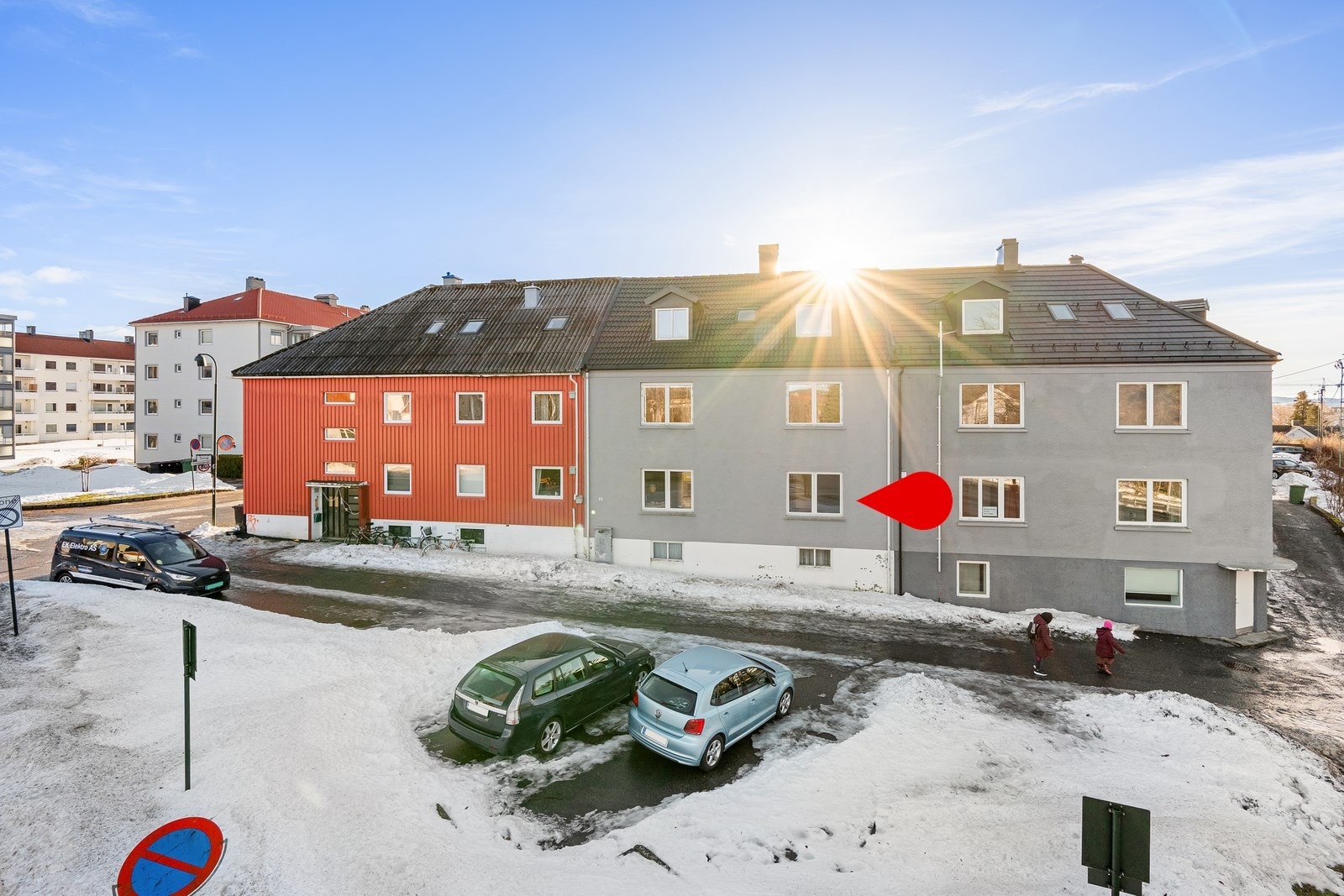 Leiligheten har en sentral og urban beliggenhet på Lund, med gå- og sykkelavstand til alt av fasiliteter Kristiansand har å by på Galleribilde