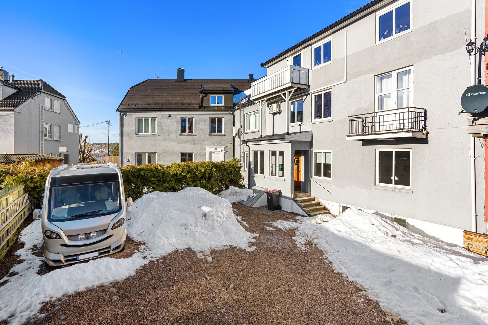 Inngangsparti Galleribilde