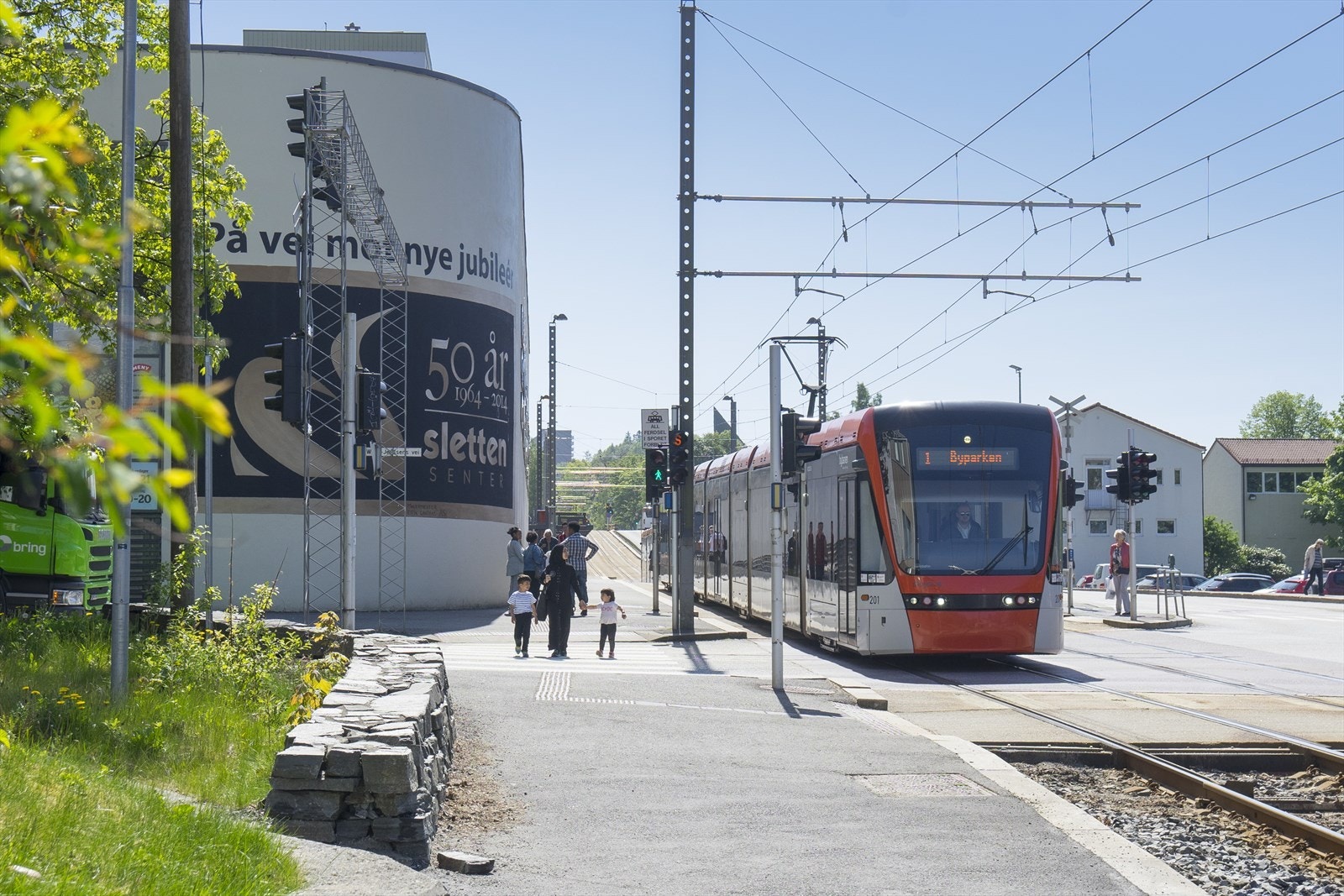 Kort vei til Sletten senter og bybanestopp. Galleribilde