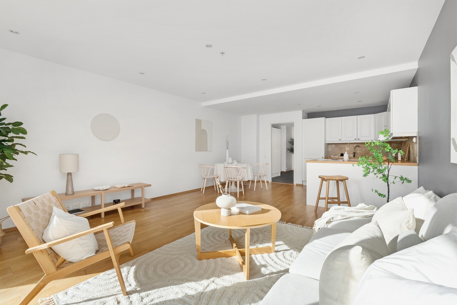 Åpen løsning mot kjøkken Galleribilde