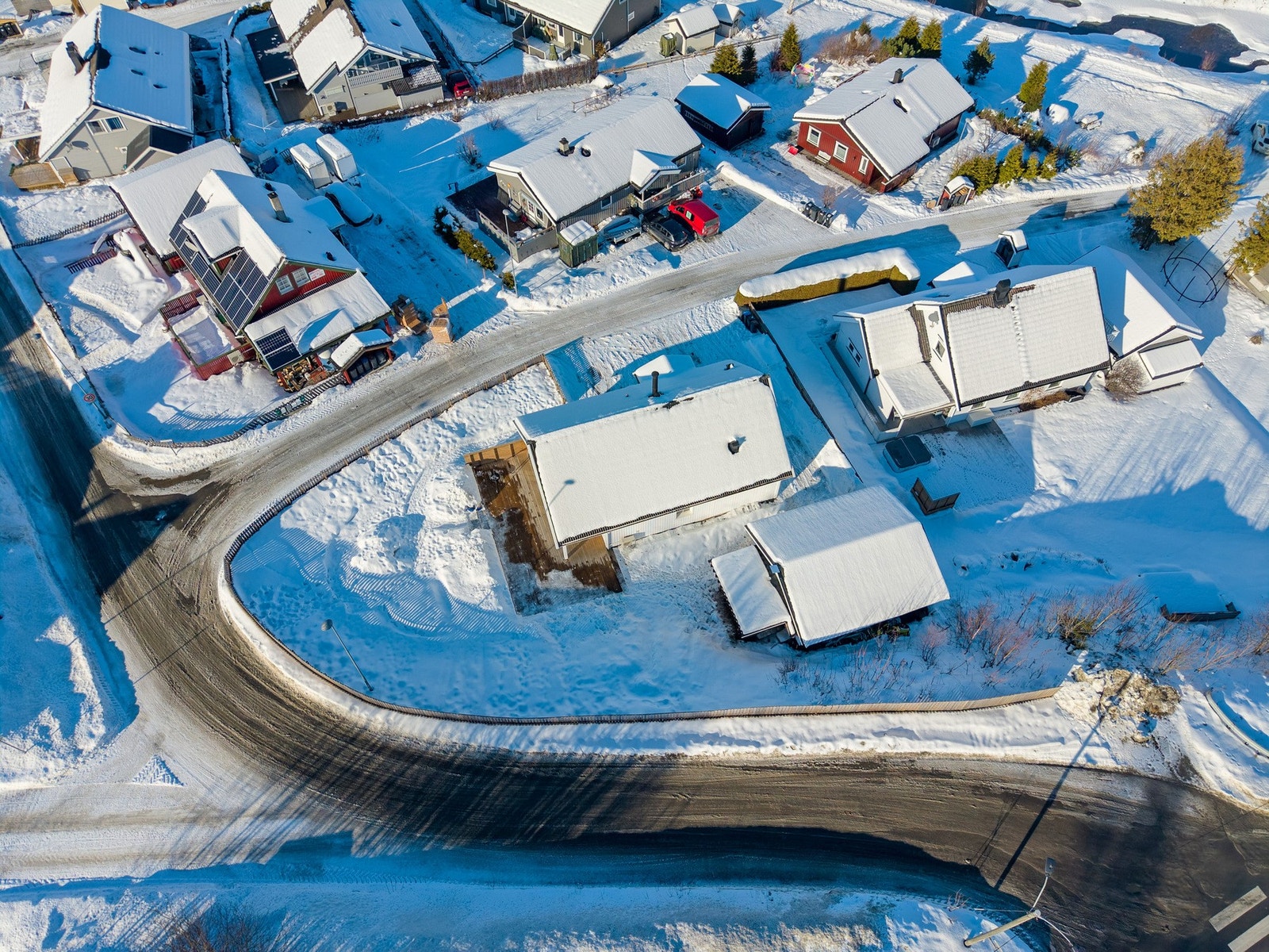 Boligfeltet oppleves som rolig, trygt og svært godt egnet både for barnefamilier og eldre. Galleribilde