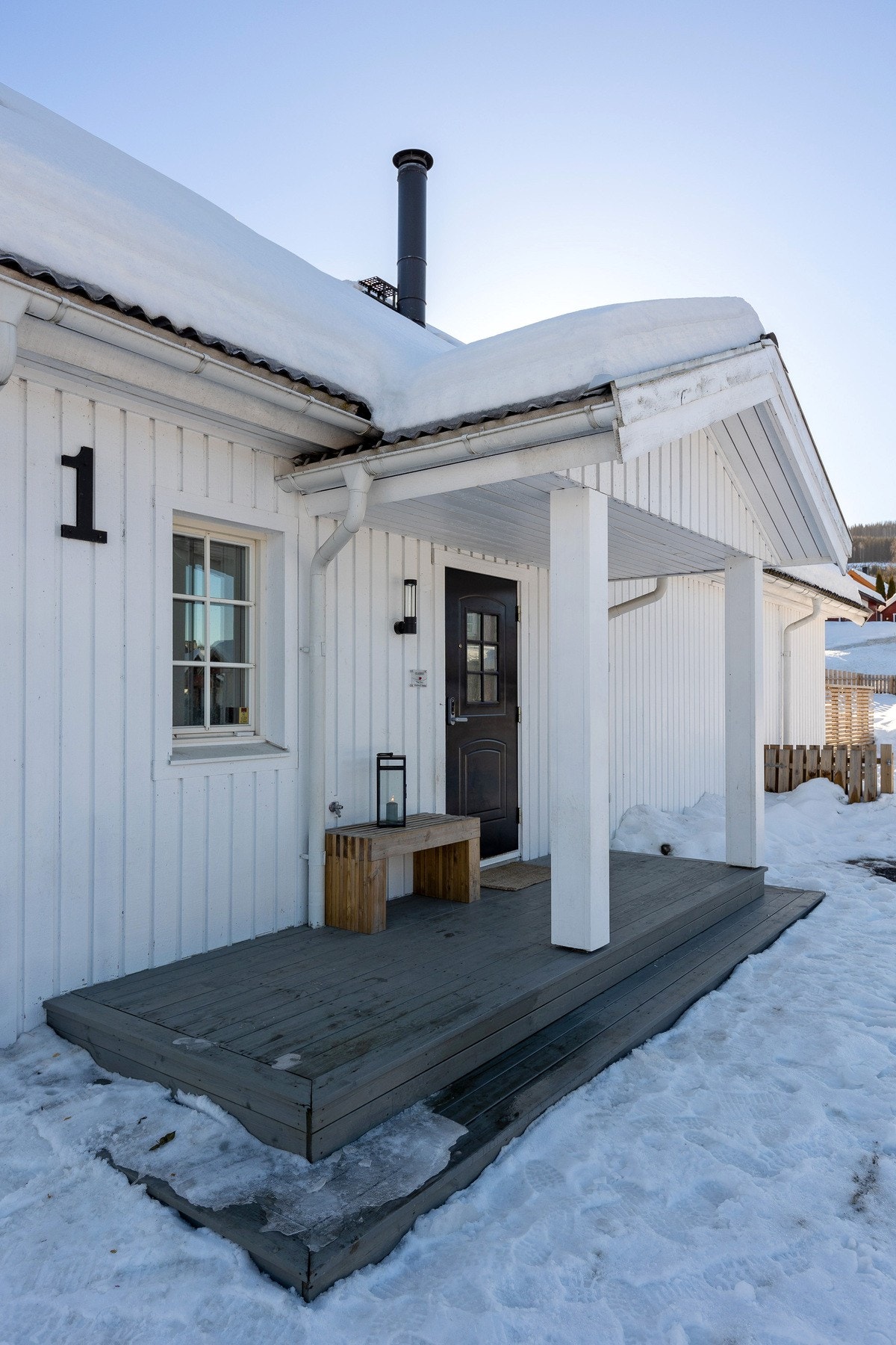 Takoverbygd inngangsparti. Galleribilde