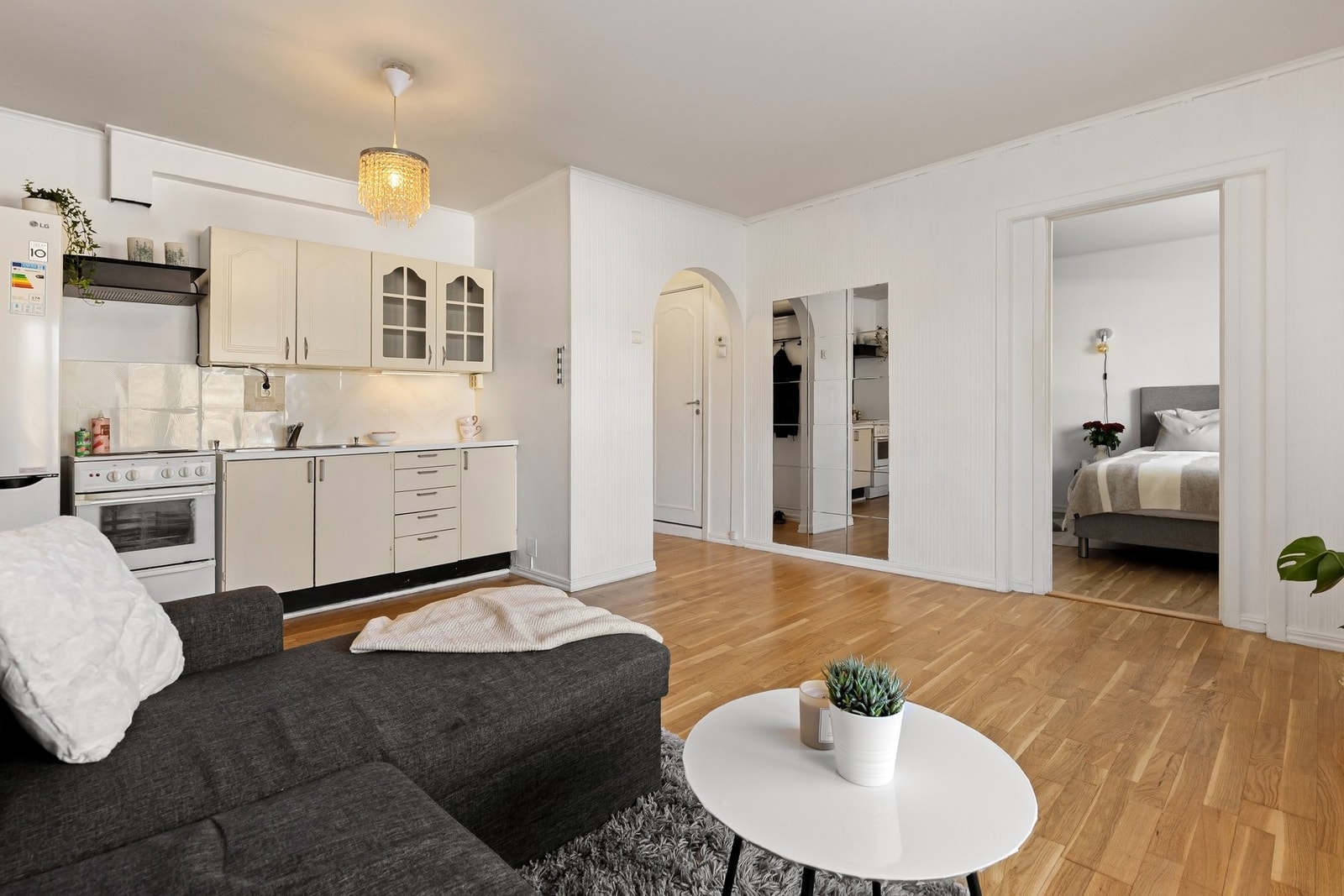 Leiligheten gir deg mange ulike muligheter for å sette ditt unike preg på boligen. Galleribilde