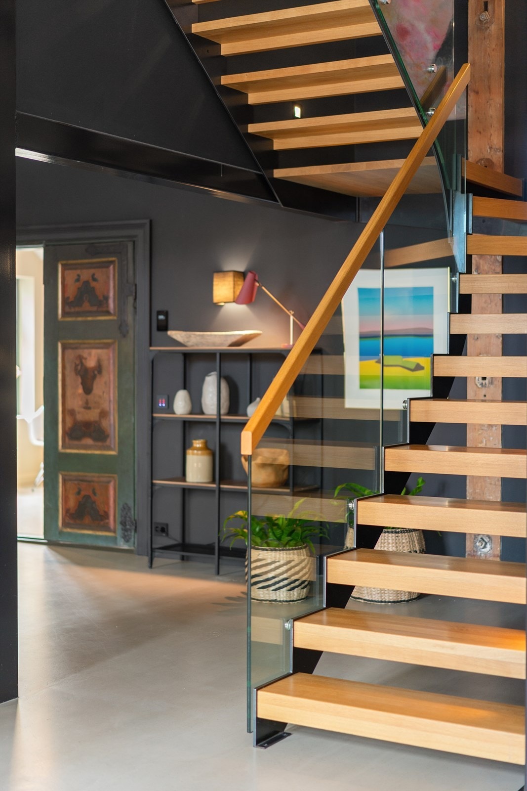 Trappegang opp til boligens 2.etasje. Galleribilde