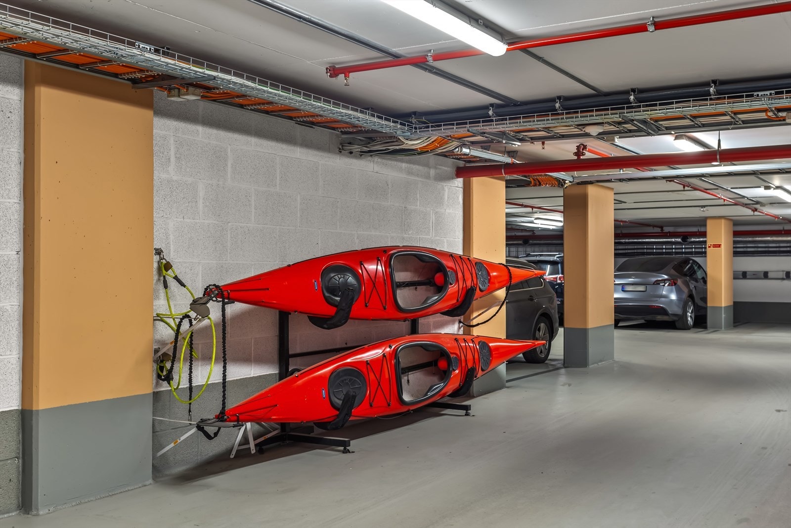 Kajakker for sameiets beboere Galleribilde