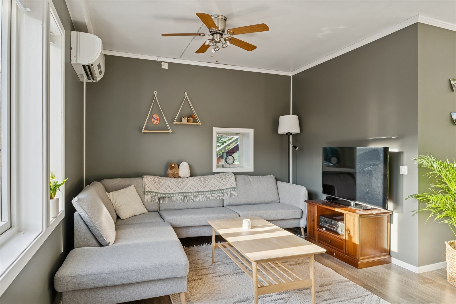 Stove i vinkel gjev deg mange innreiingsmuligheter Galleribilde