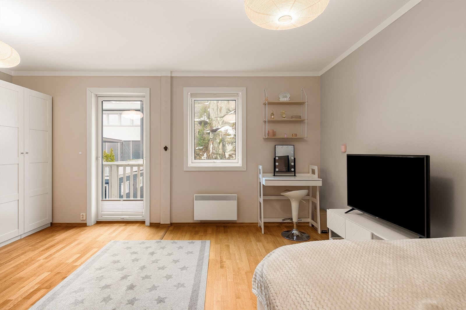 Praktisk utgang til balkong. Galleribilde