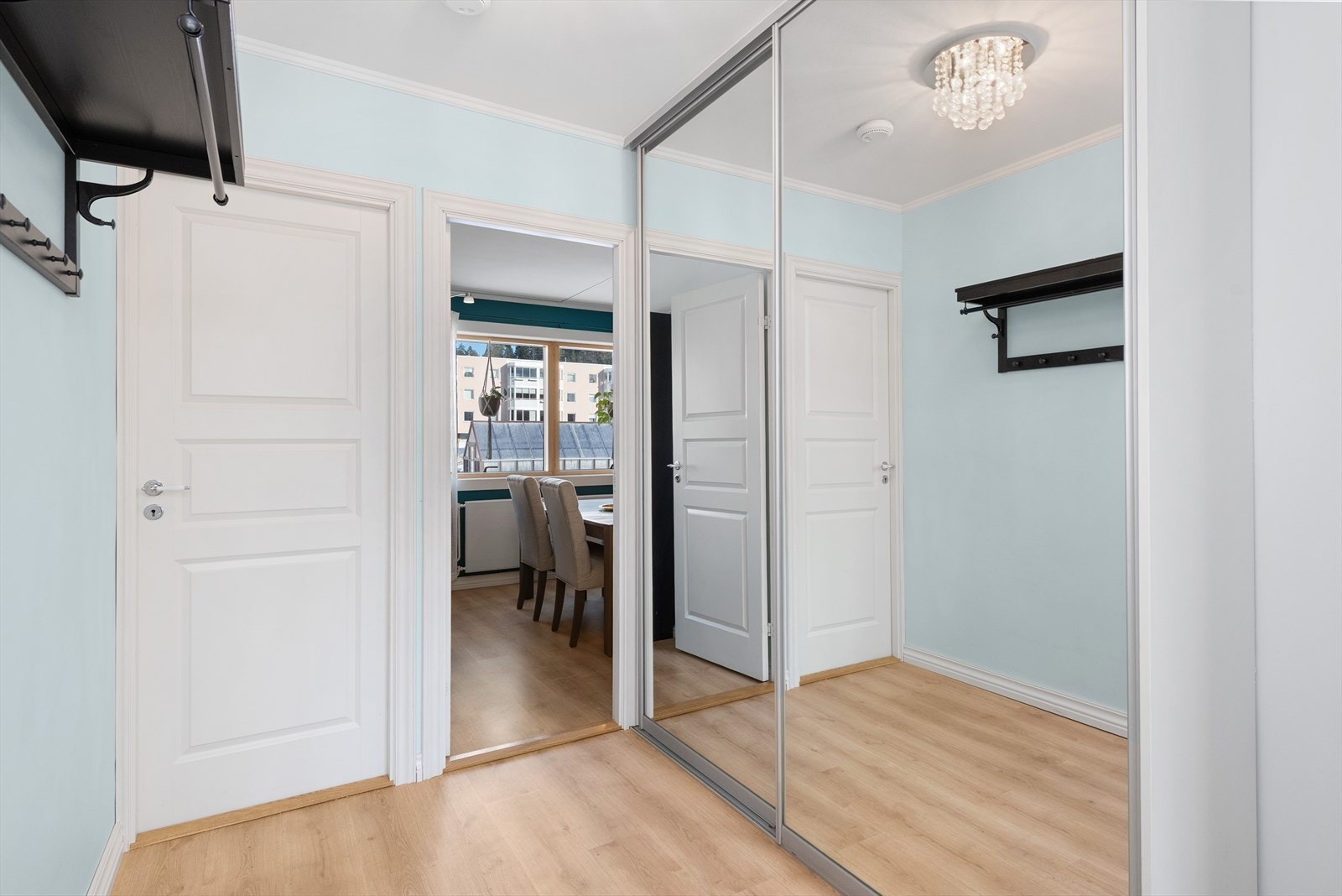 Entré/gang Galleribilde