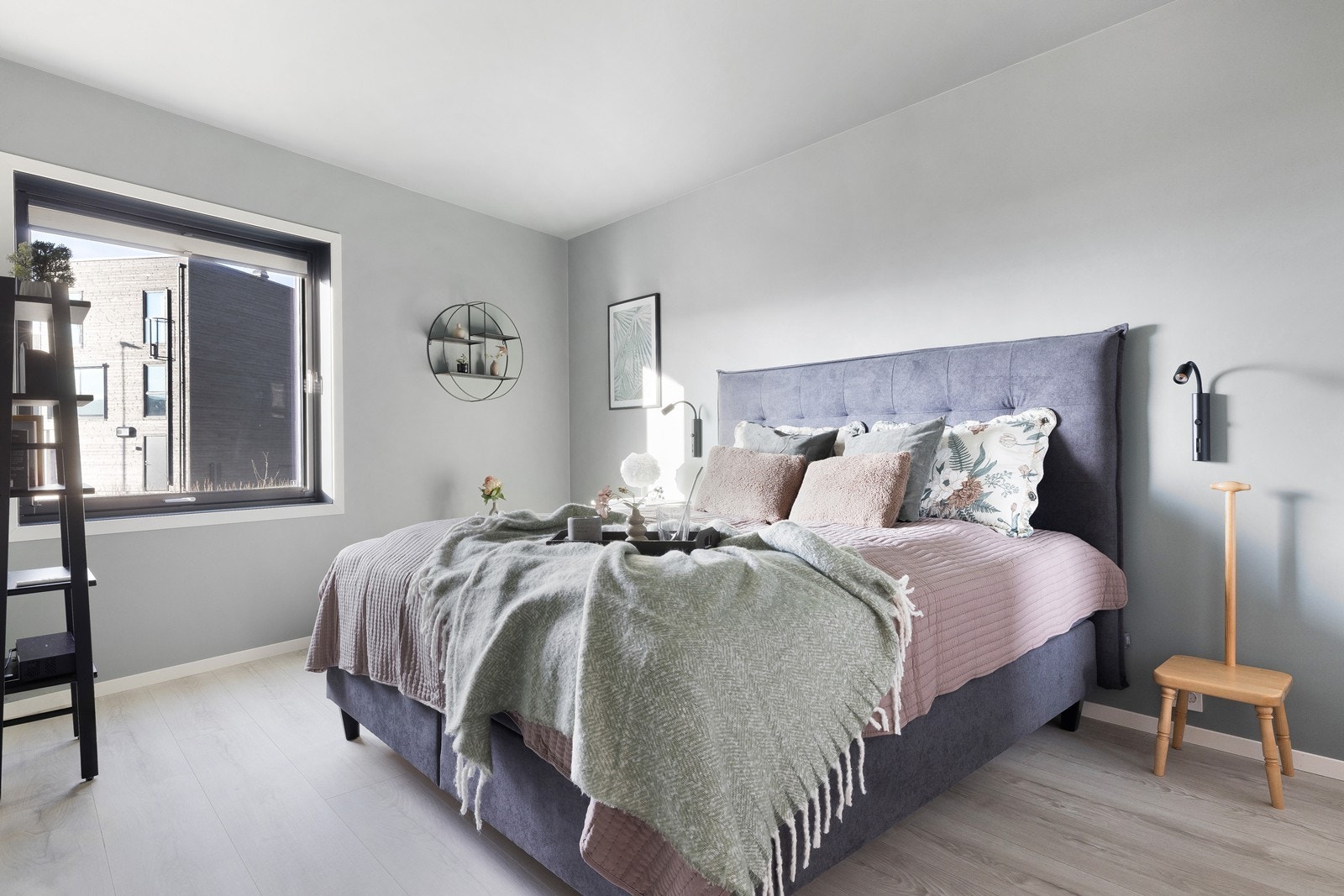 Soverom 1: Hovedsoverom med rolig atmosfære. Galleribilde