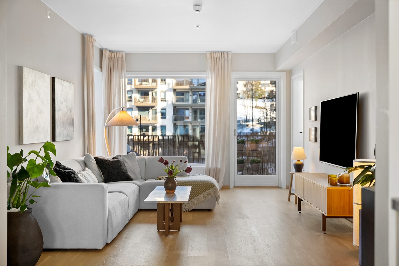 Velkommen til Skårersletta 50A - Ta kontakt med Lars Espen Storebø på tlf. 99161972 for avtale om privatvisning. Galleribilde