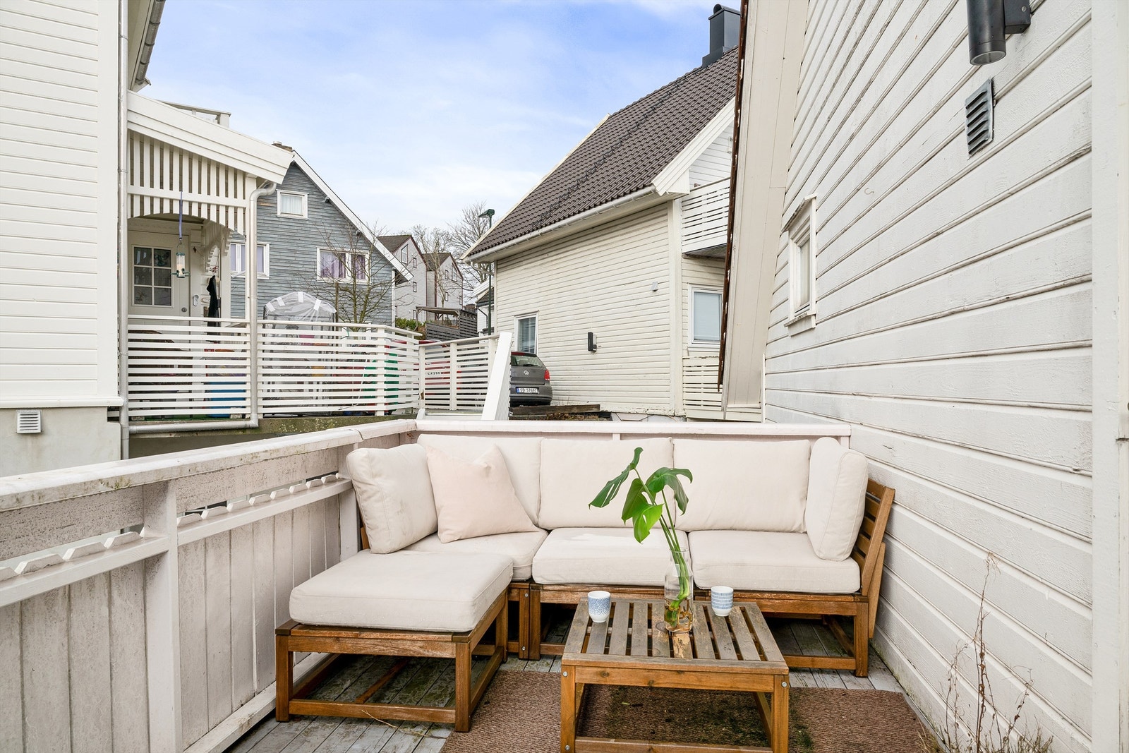 Vestvendt balkong. Her kan ettermiddagssolen nytes. Galleribilde