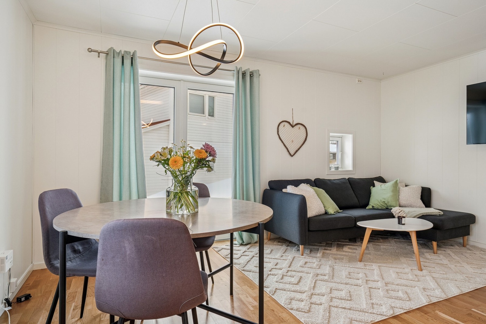 Velkommen til Hegreveien 9. Foto: EKFT. Galleribilde
