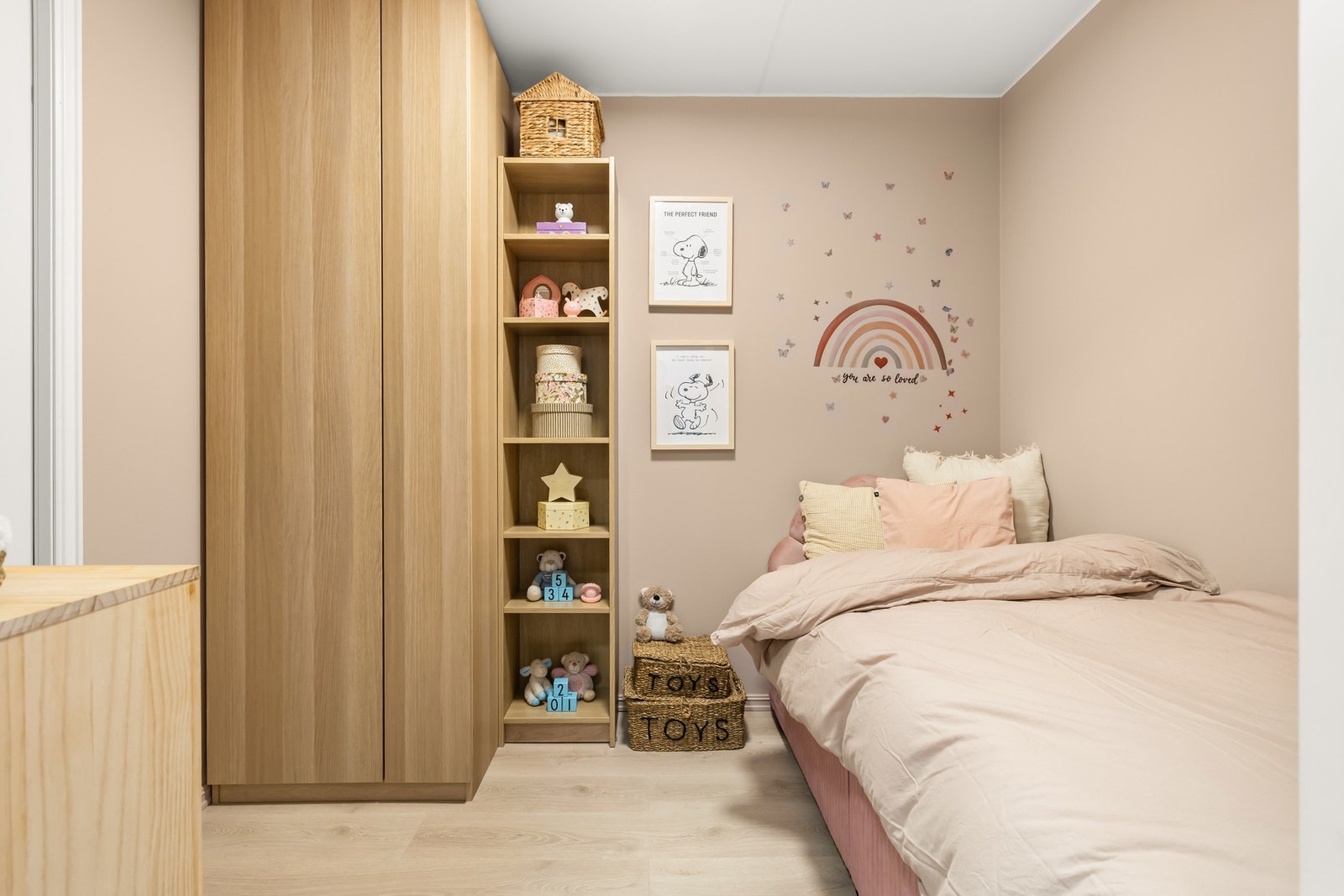 Eller en forlengelse av soverom 2 slik selger benytter rommet i dag, Galleribilde