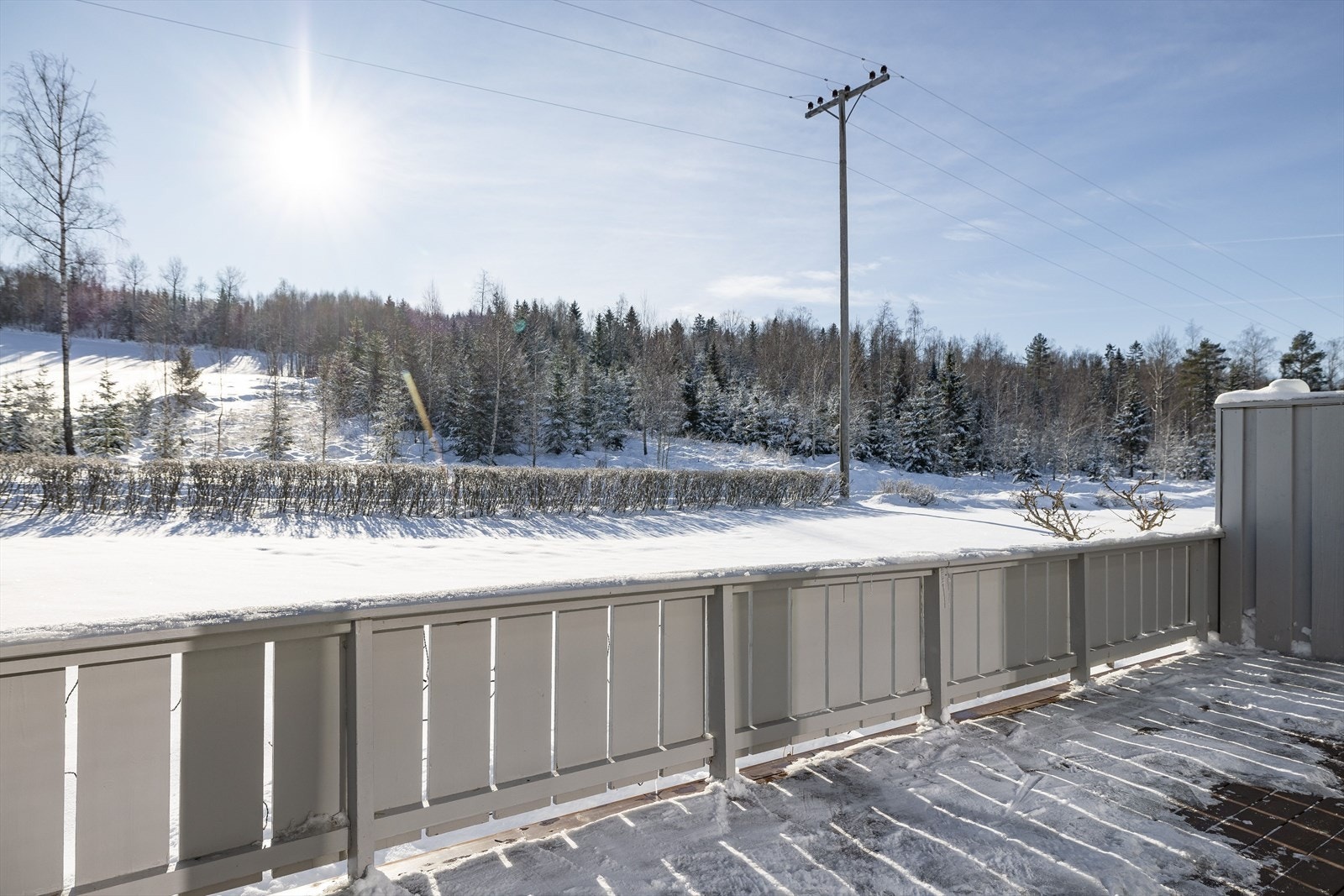 Terrasse utenfor stua Galleribilde