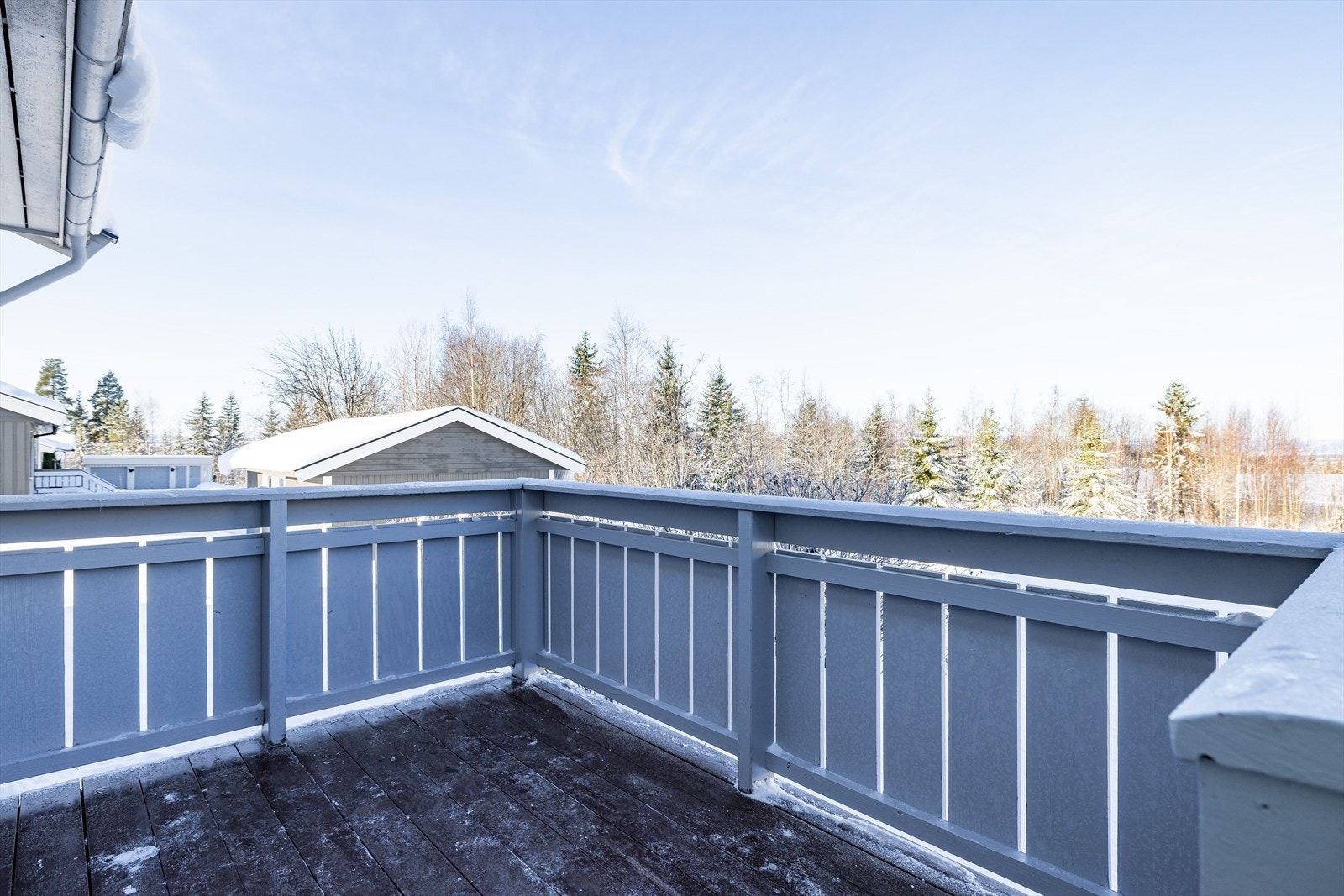 Terrasse ved trappeinngang Galleribilde