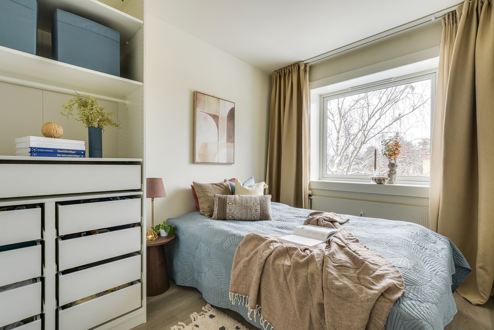 Soverom 2, også med plass til dobbeltseng Galleribilde