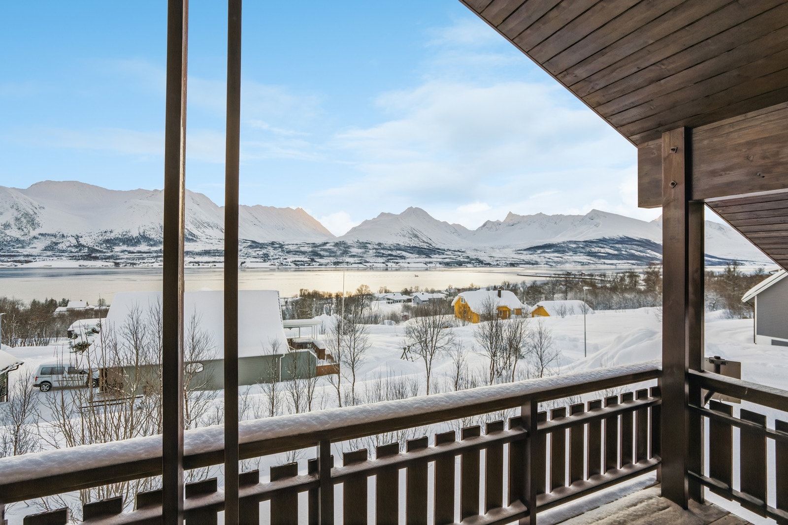 Veranda har nydelig utsikt. Galleribilde