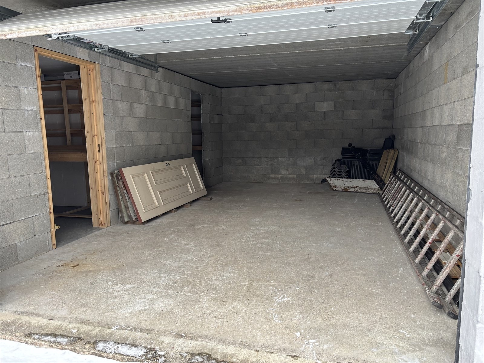 Garasje med boder Galleribilde