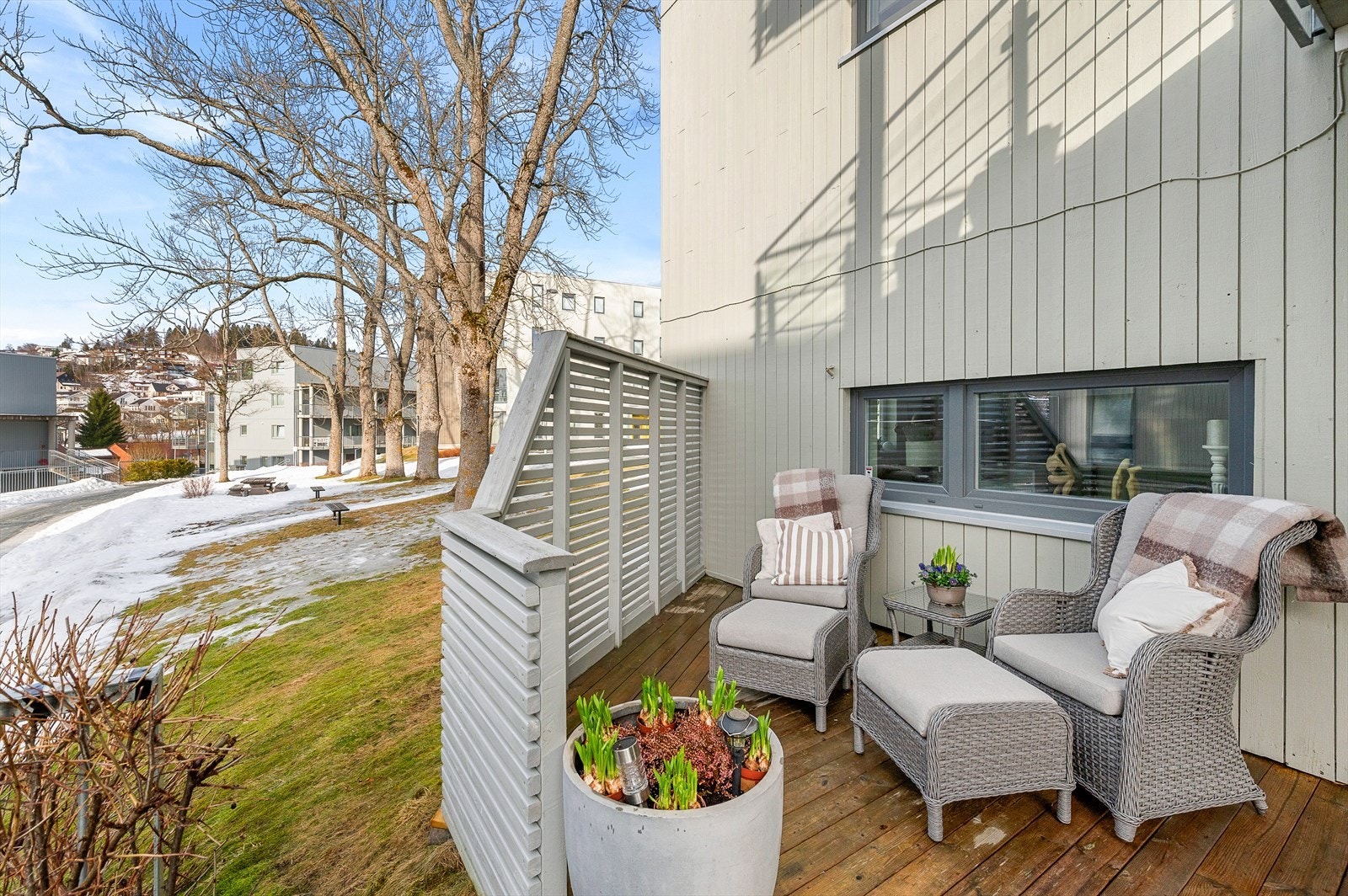 Her kan man nyte sola på gode sommerdager Galleribilde