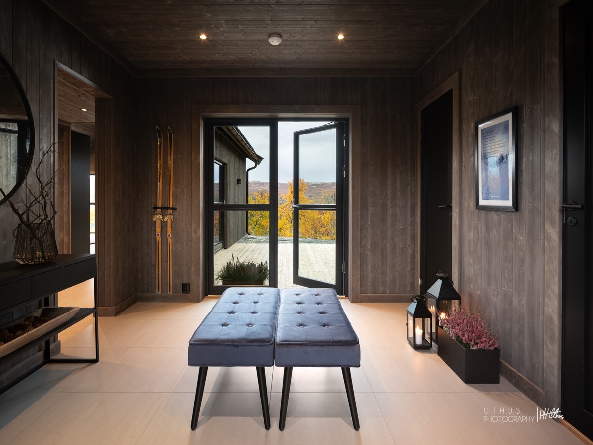 En entré en Haraldhytte verdig Galleribilde