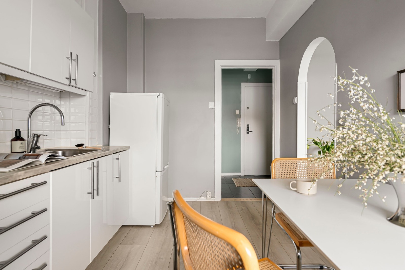 Leiligheten varmes opp med vannbåren varme. Galleribilde