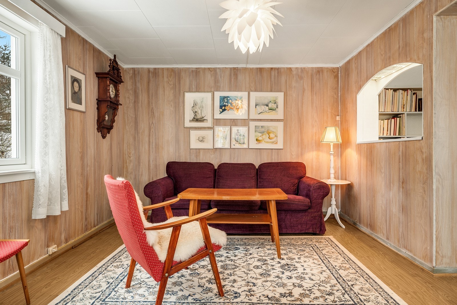 Koselig dagligstue med godt lysinnslipp. Galleribilde