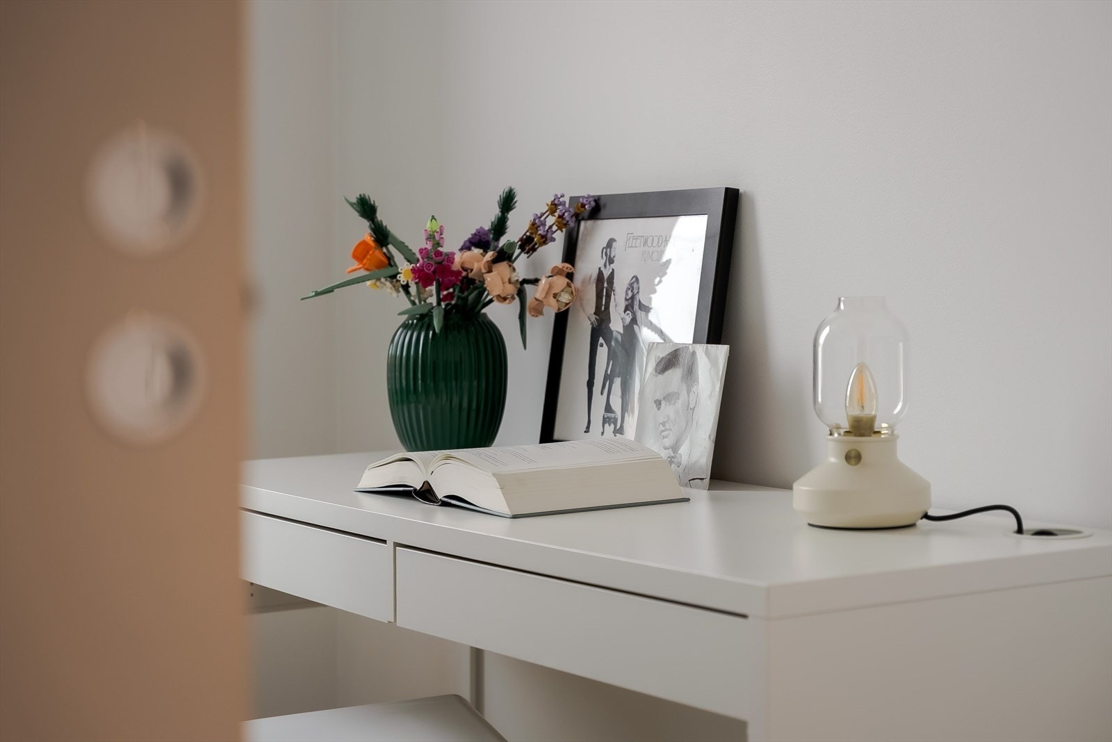 Soverom 2 kan enkelt brukes som kontor, barnerom eller gjesterom, alt etter behov. Galleribilde