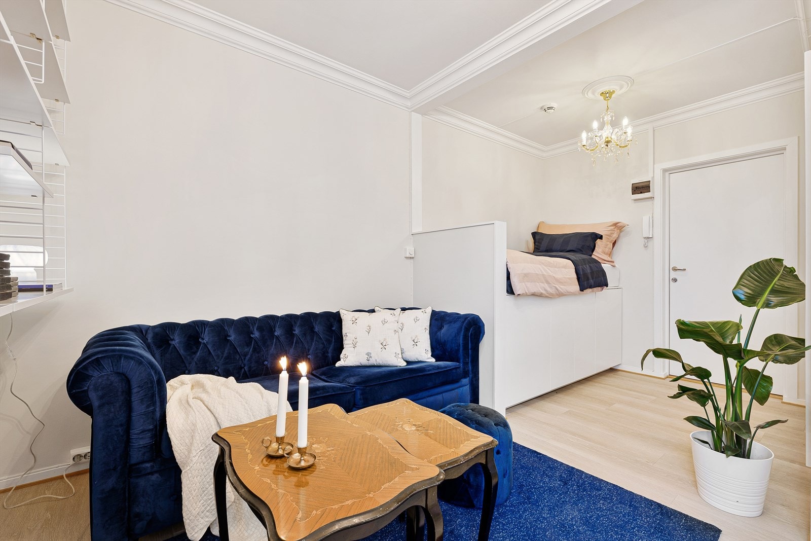 Boligen har en sentral beliggenhet på populære Persaunet med sykkelavstand til Trondheim sentrum og gåavstand alt av servicetilbud i nærområdet. Galleribilde