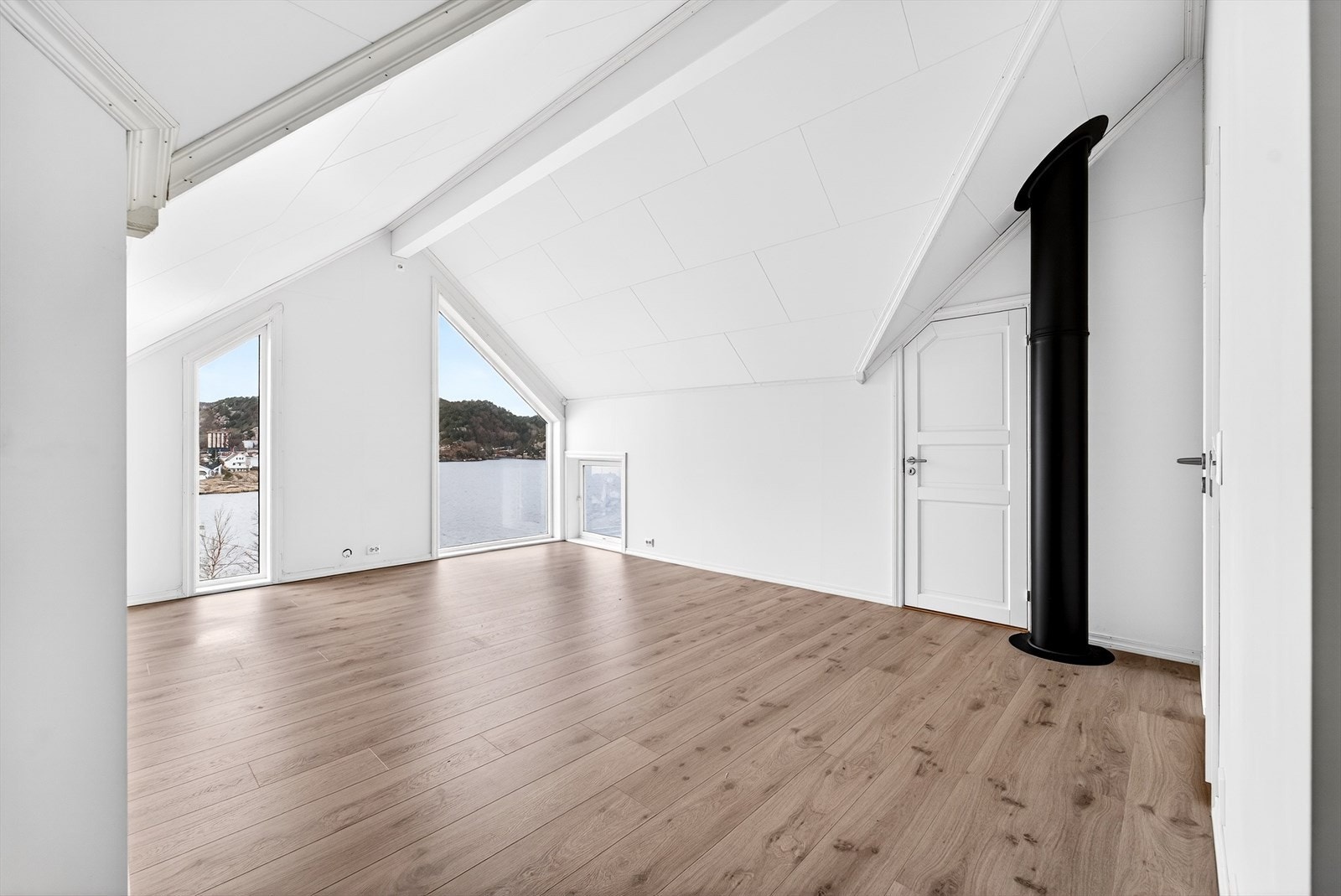 Loftstue Galleribilde