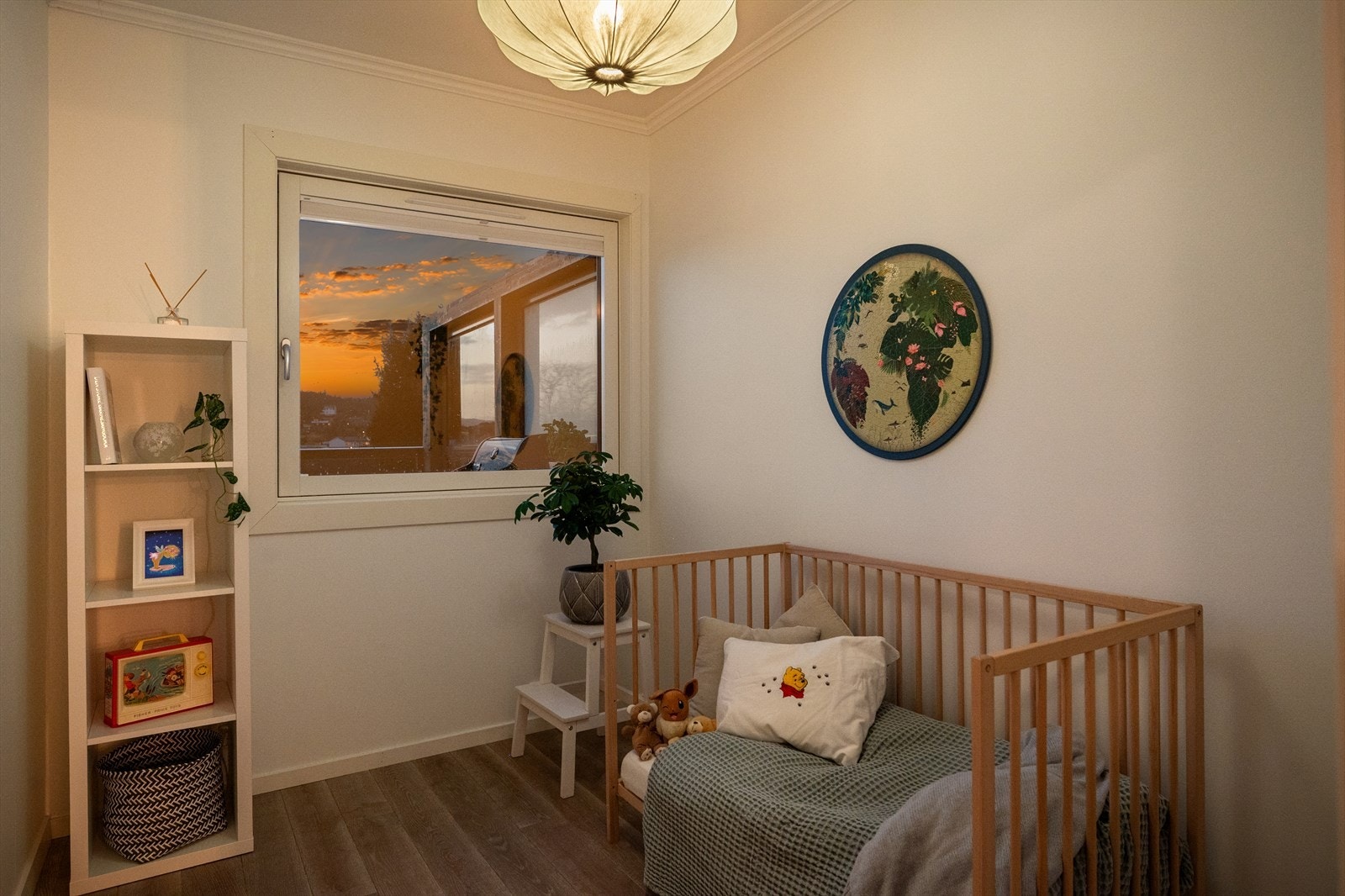 - Soverommet måler 5,7 m² - innred etter ønske og behov - Galleribilde