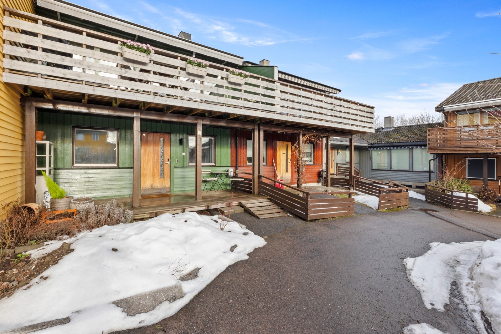 Det medfølger en utvendig bod på ca 4 kvm. Galleribilde