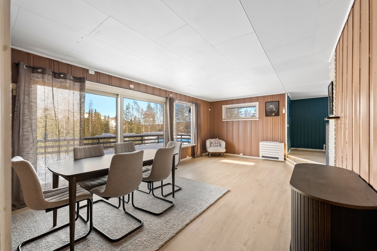 Det ønskes velkommen til en landlig enebolig i Vest-Torpa ca. 15 minutter fra Dokka sentrum. Galleribilde