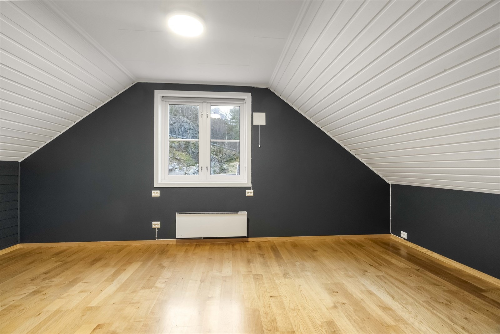 Soverom loftetasje Galleribilde