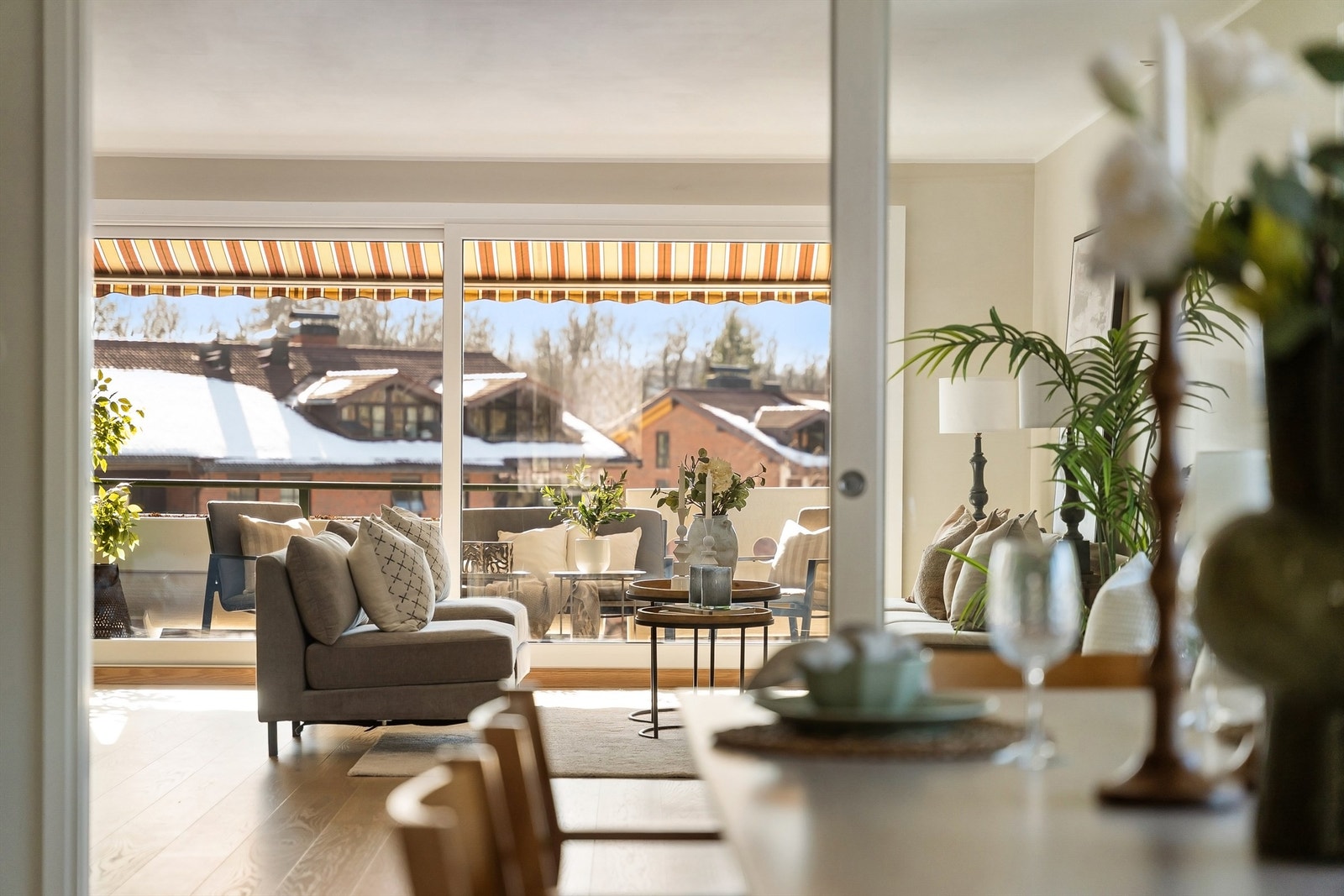 Et flott uterom som fungerer som en forlengelse av stuen. Galleribilde