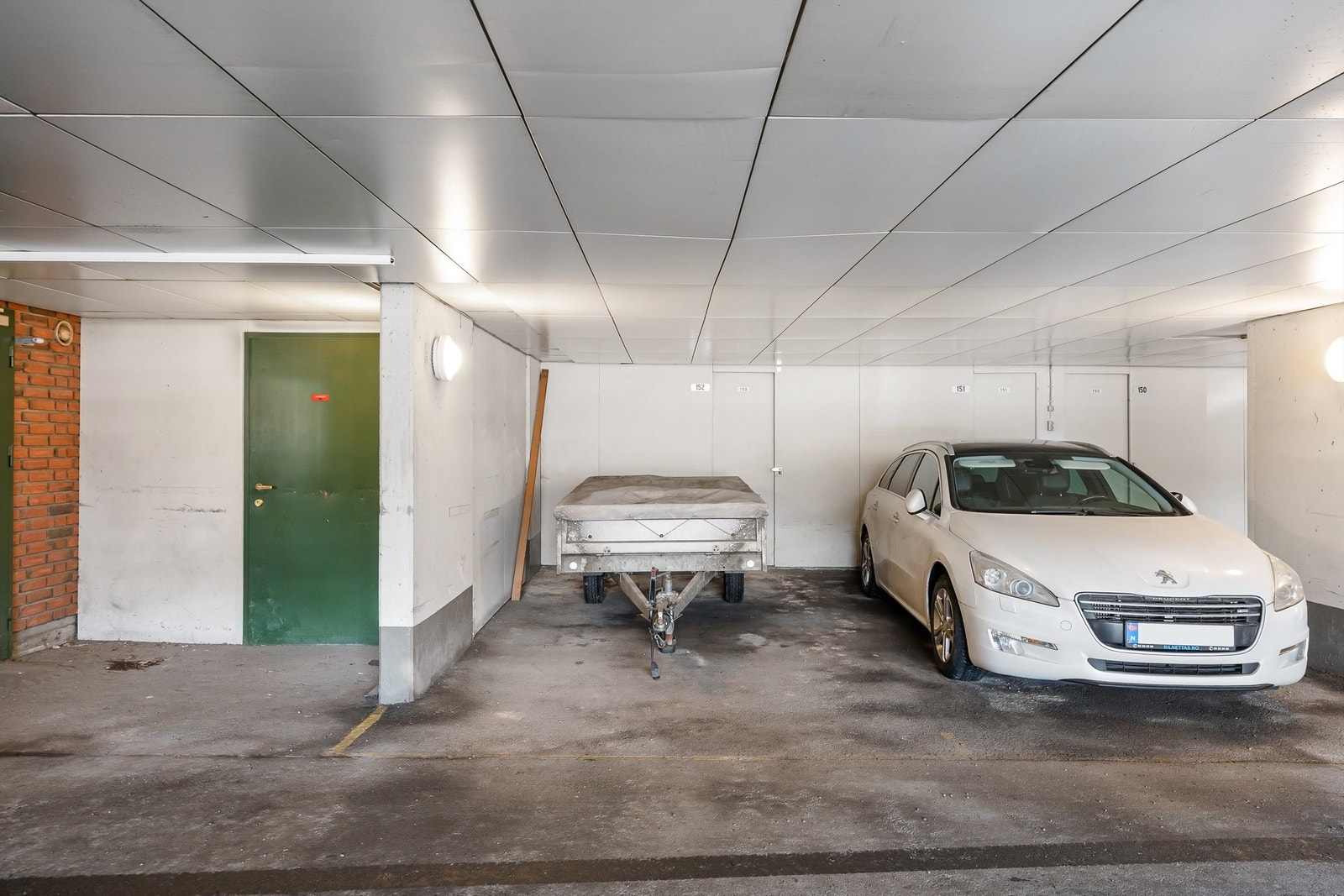 Det medfølger en fast garasjeplass i felles anlegg. Galleribilde