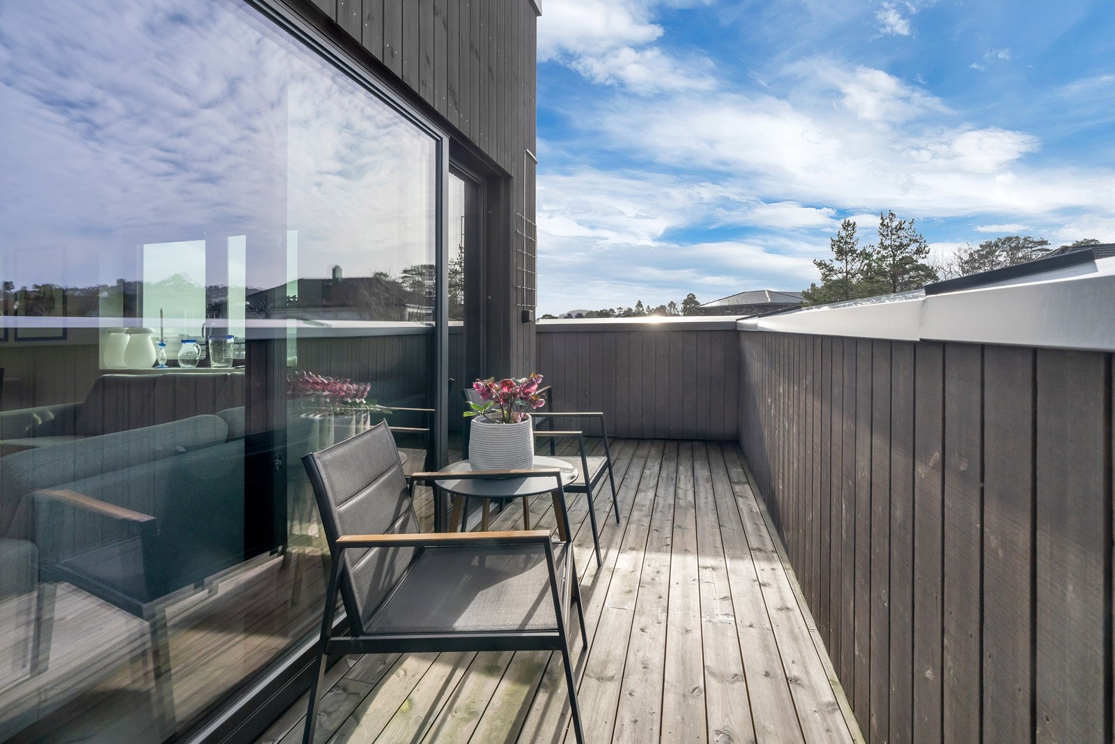 Herlig balkong på 11kvm. Galleribilde