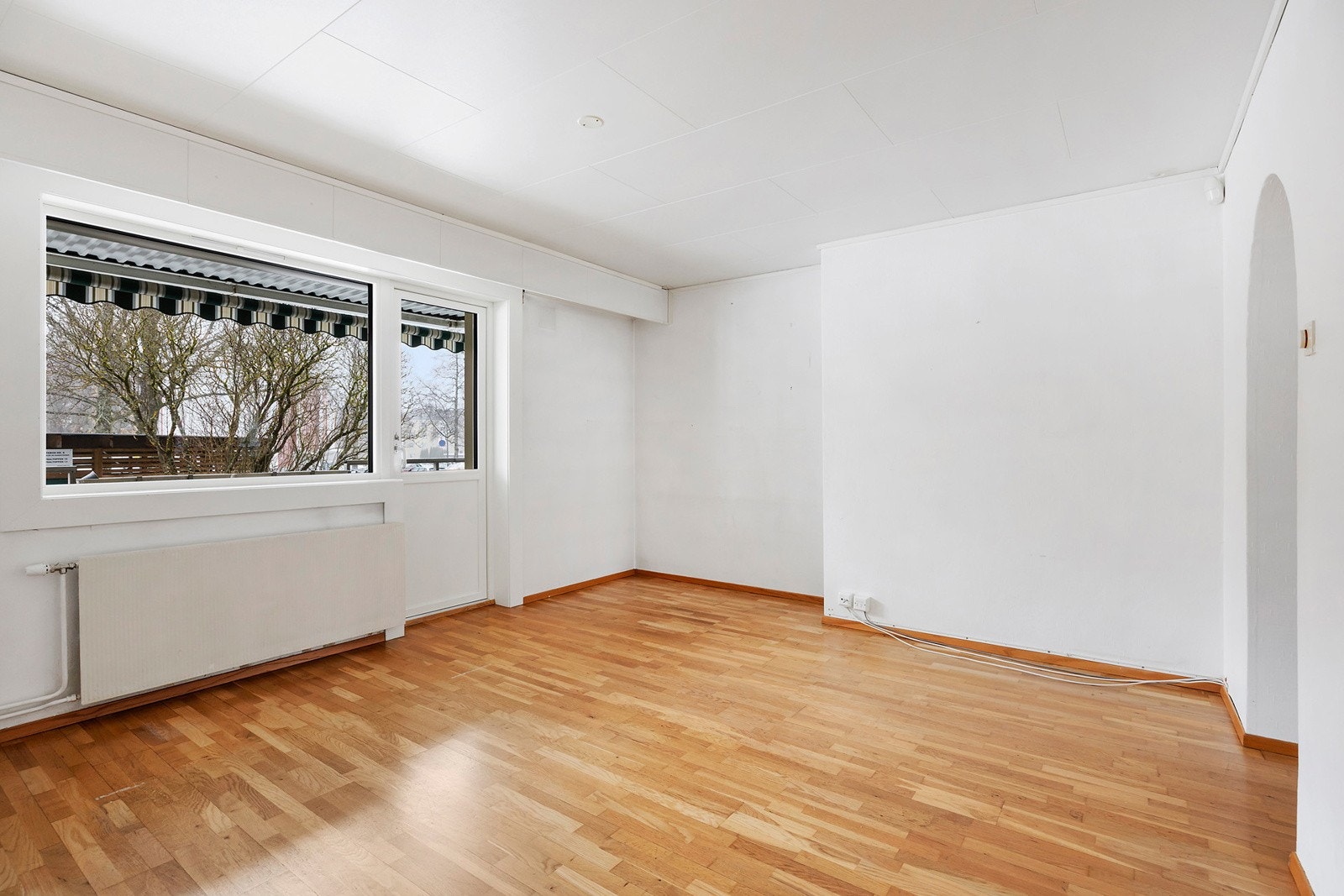 Velkommen til Oppsaltoppen 15A! Presentert av Andreas Amundsen! Foto: Junaid Hanif, Diakrit Galleribilde