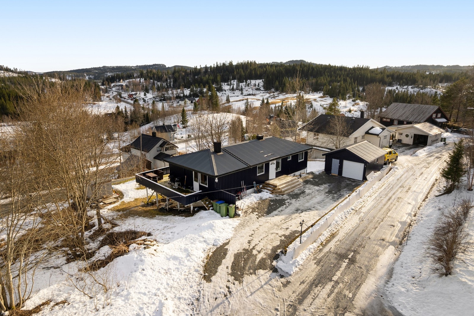 God beliggenhet i landlige omgivelser. Galleribilde