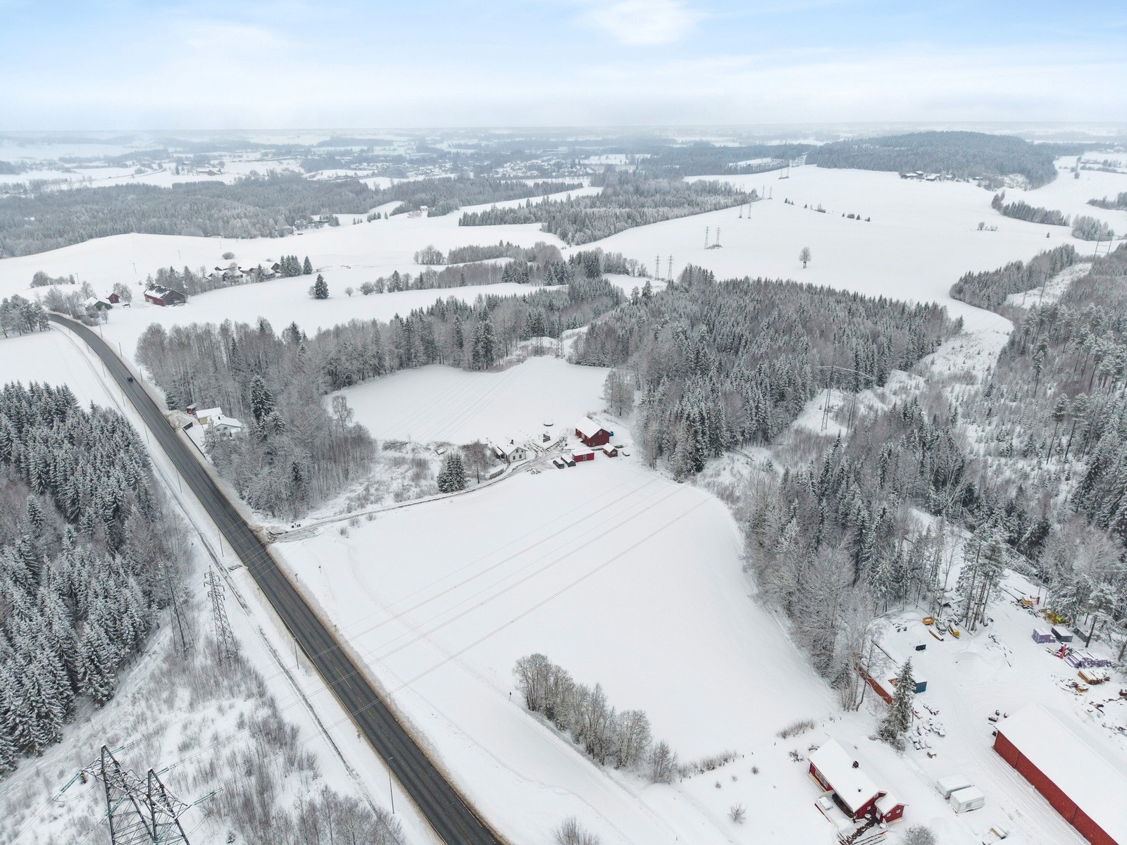 Dersom oppsatt visning ikke passer, ta kontakt med megler (tlf. 98 87 44 99) for privatvisning. Velkommen! Galleribilde