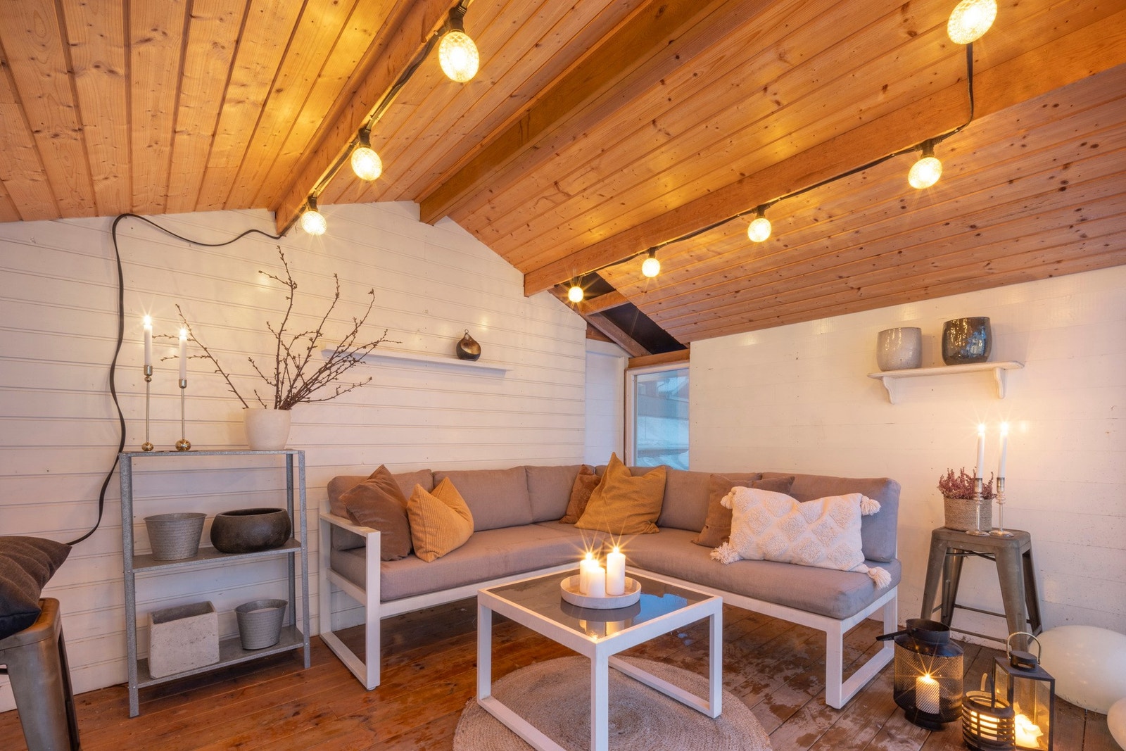 Lunt og koselig lysthus Galleribilde