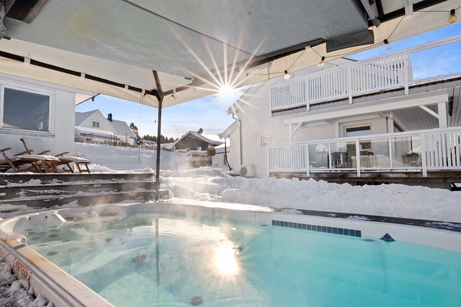 Helårs motstrømssvømmebasseng Galleribilde