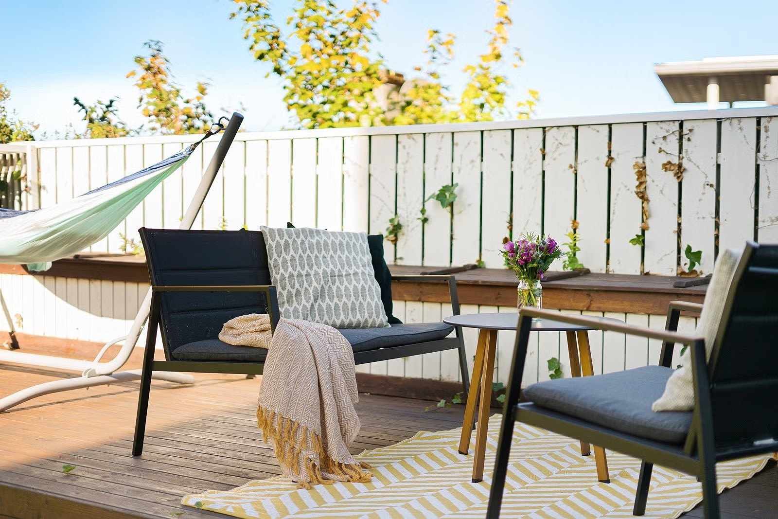 En fin plass å samle familie og venner til hyggelig lag. Galleribilde