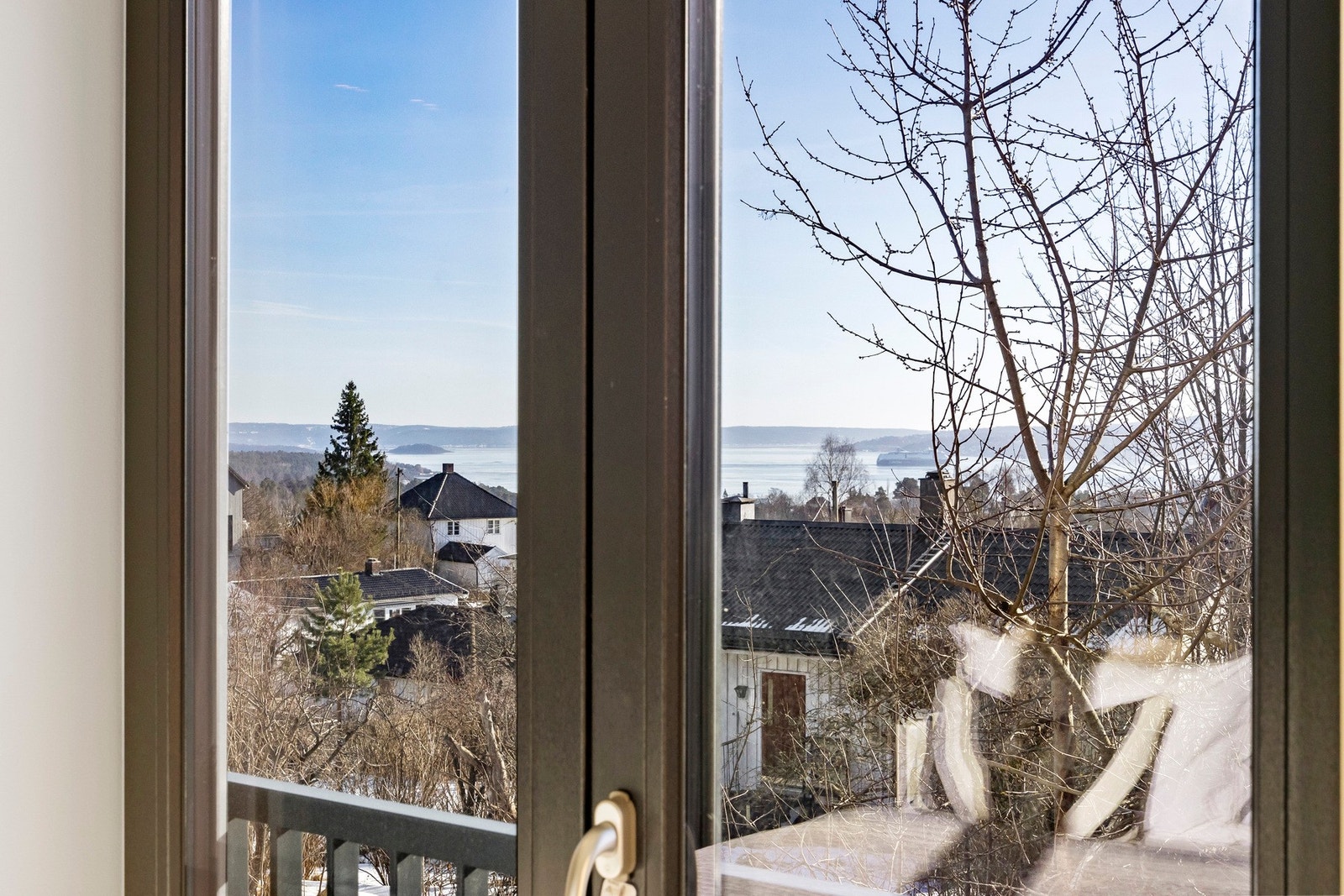 Utsikt fra hovedsoverommet. Galleribilde