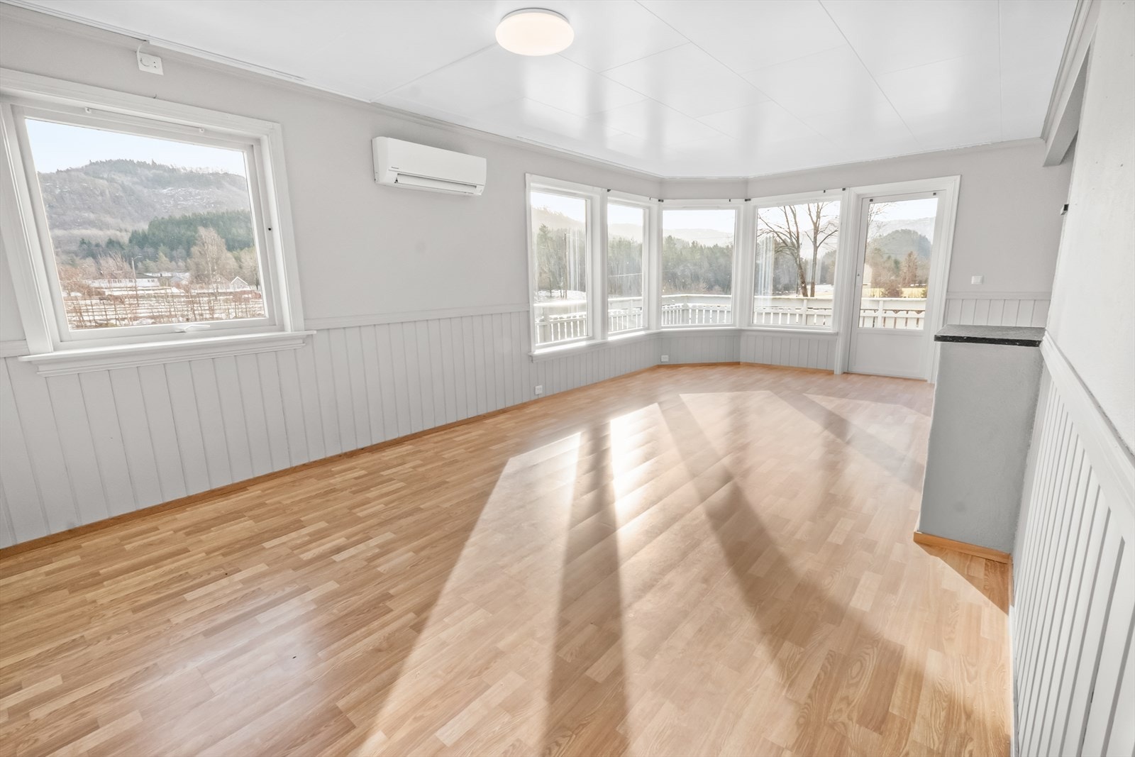 Stor vinkelstue Galleribilde