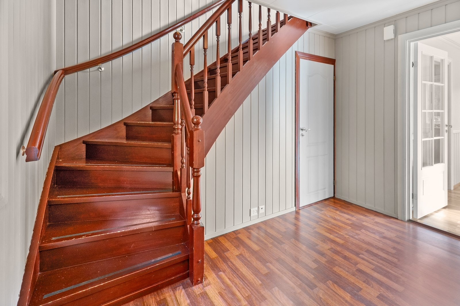 Trapp til loft. Galleribilde