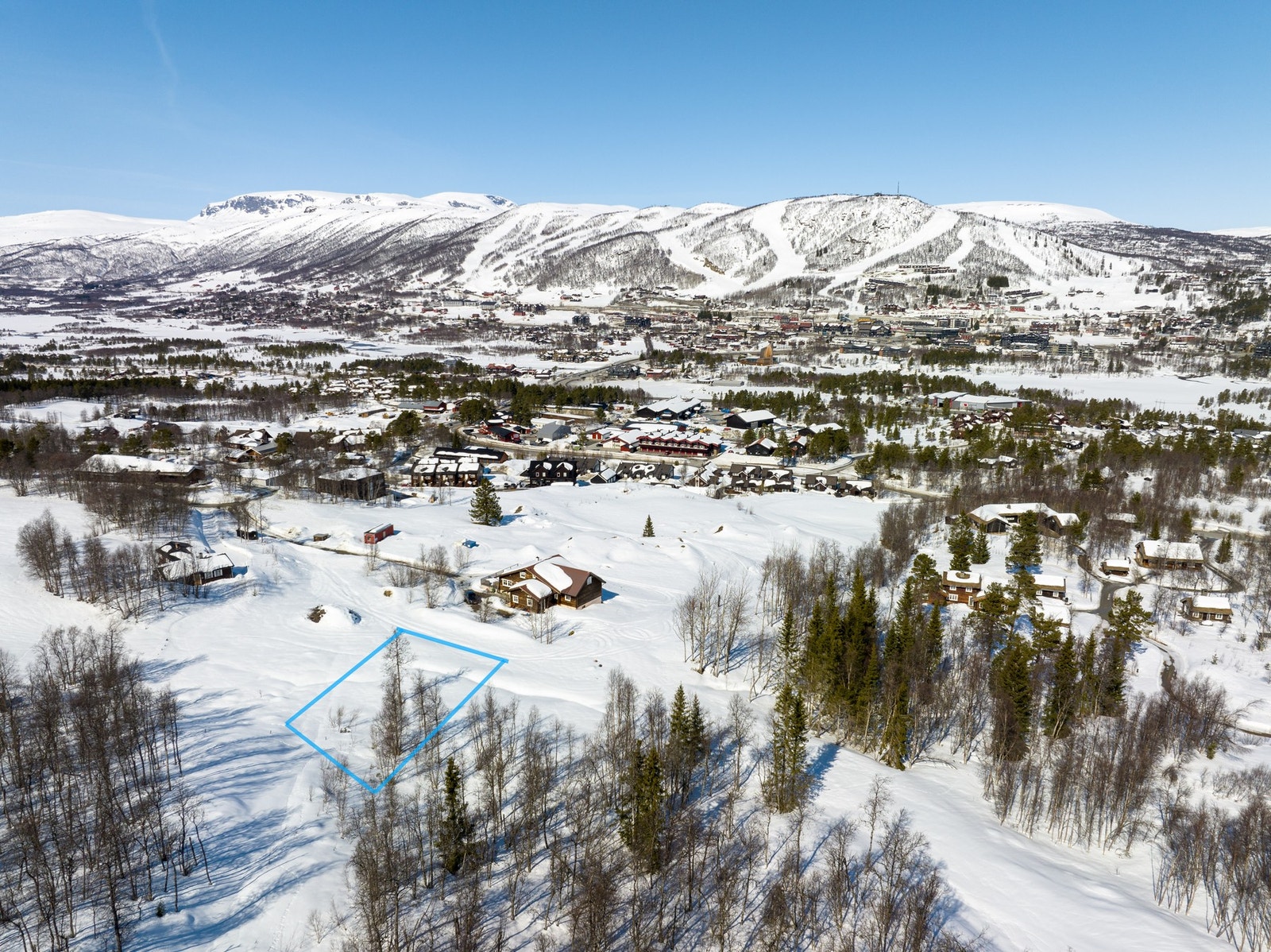 Velkommen til Gamle Skurdalsvegen 186
(Foto: Pål Harald Uthus) Markeringen er kun et estimat og er kun veiledene. Galleribilde
